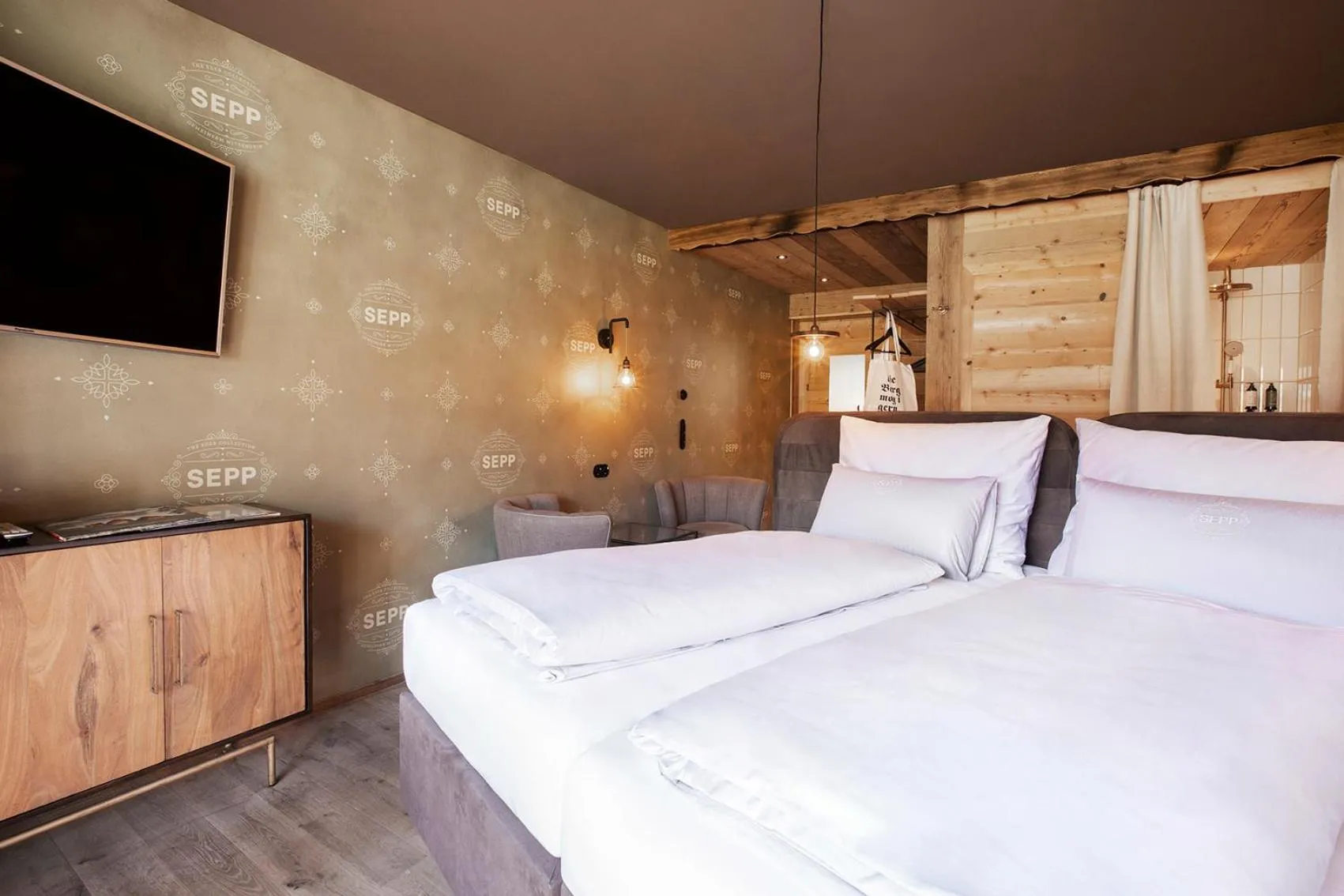 Bed in HOTEL SEPP - Alpine Boutique Hotel - Adults Only ab 21 Jahre