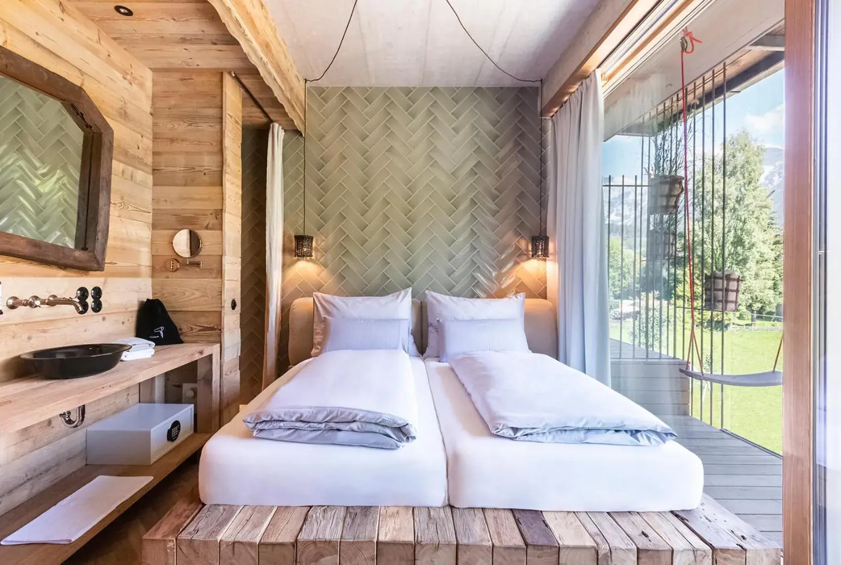Deluxe Double Room with Balcony in HOTEL SEPP - Alpine Boutique Hotel - Adults Only ab 21 Jahre Deluxe Double Room with Balcony in HOTEL SEPP - Alpine Boutique Hotel - Adults Only ab 21 Jahre