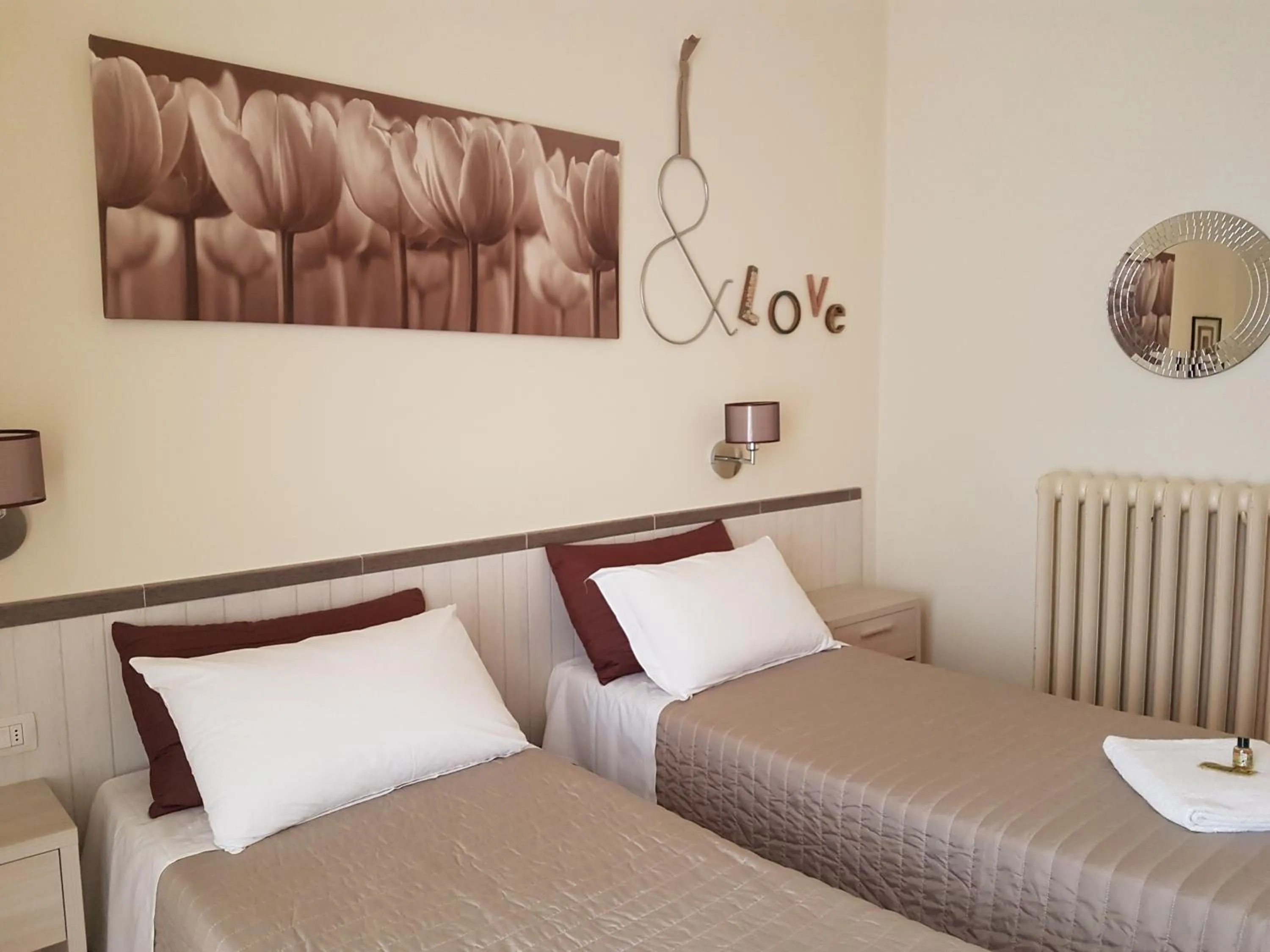 Photo of the whole room, Bed in Villa Alle Rampe