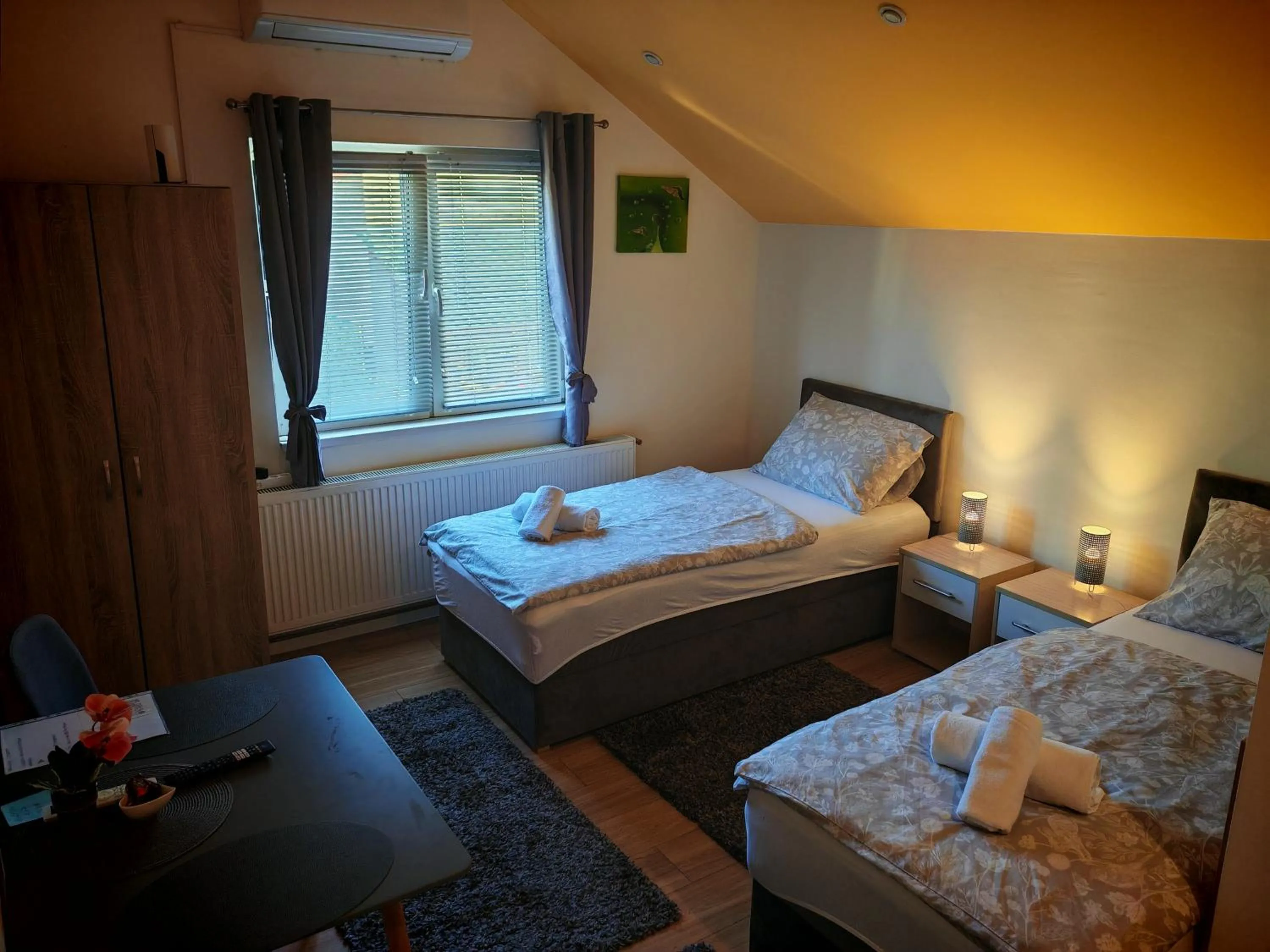Deluxe Double or Twin Room with Garden View in Apartman - sobe Corina-blizu Osijeka