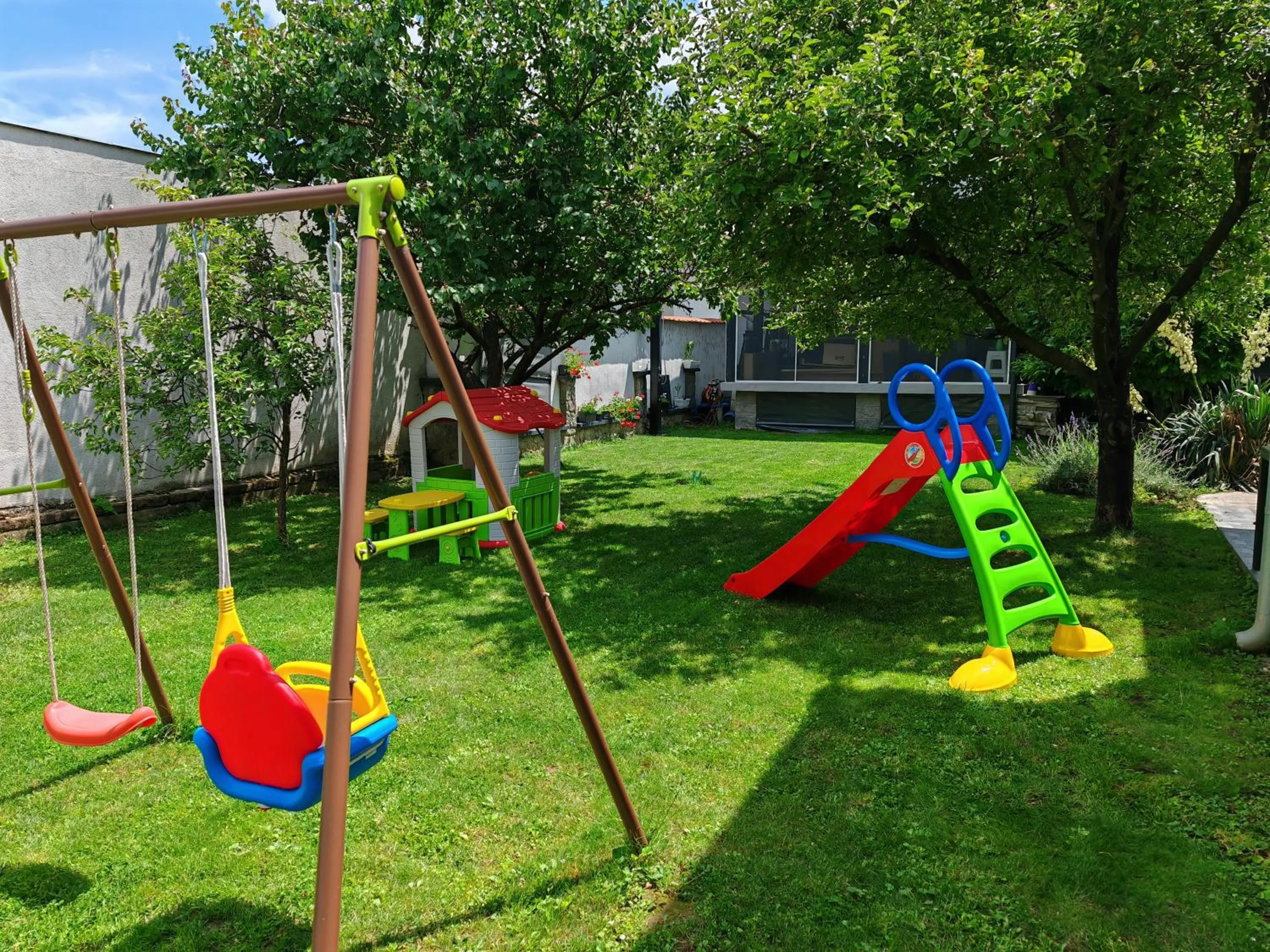 Apartman - sobe Corina-blizu Osijeka