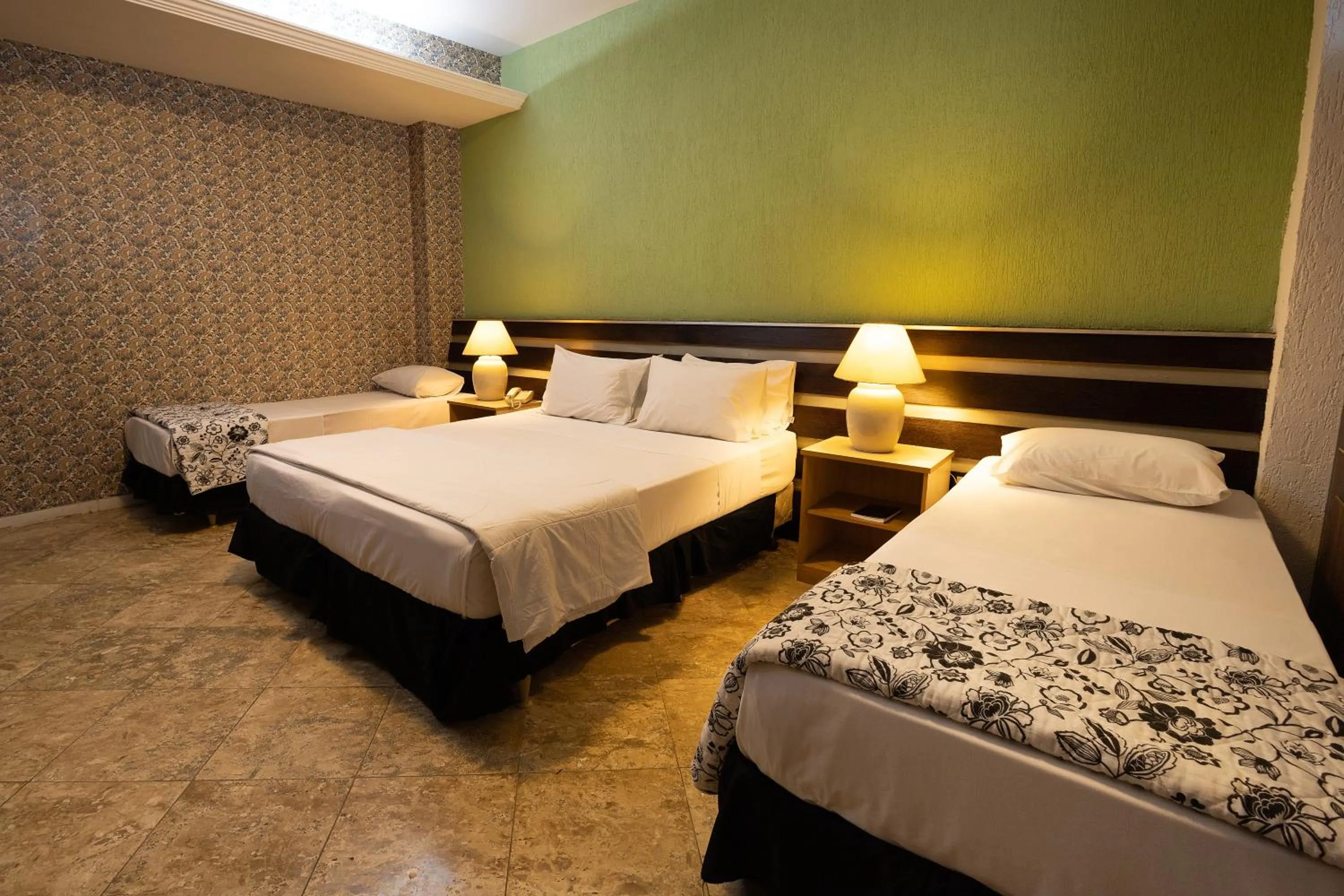 Bed in Hotel Green Hill