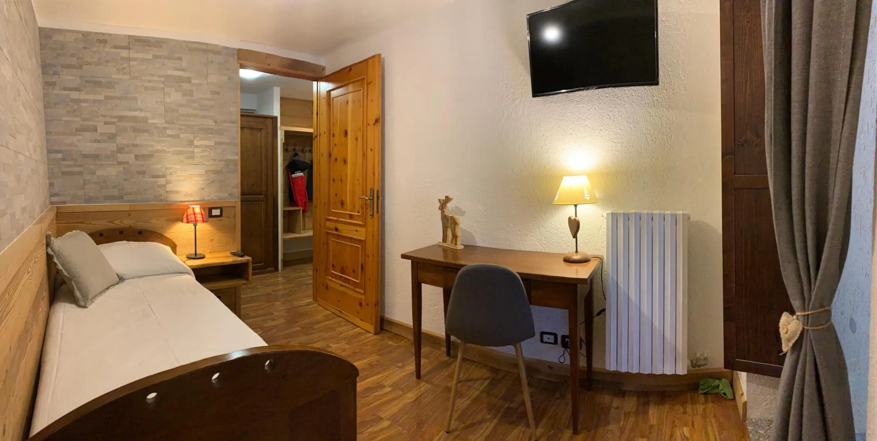 Hotel Coeur Du Village