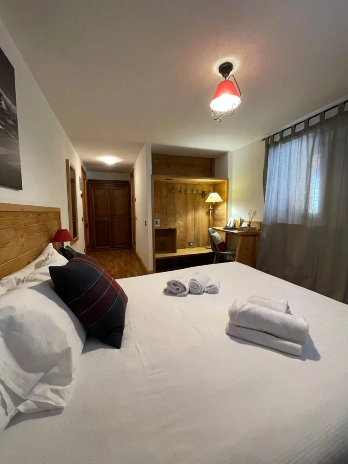 Bed in Hotel Coeur Du Village