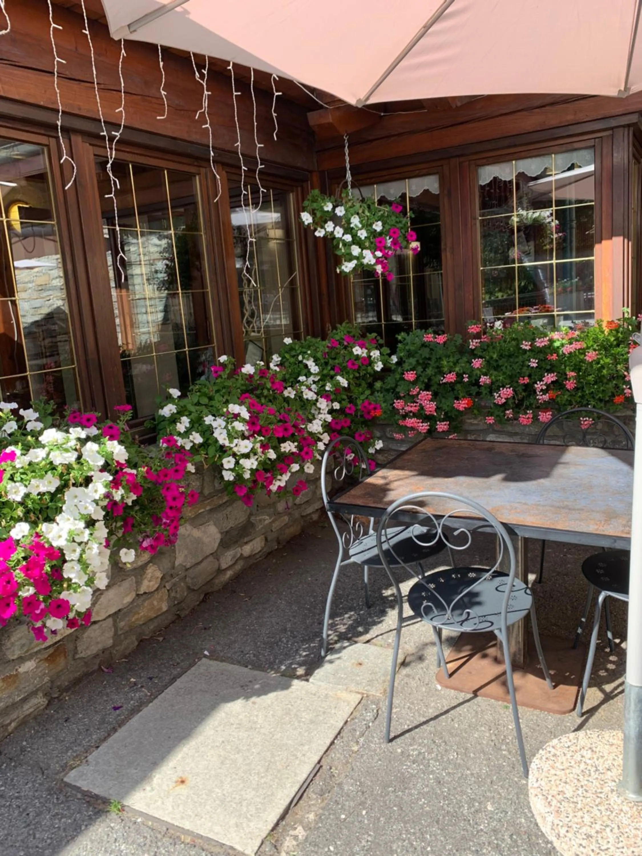 Hotel Coeur Du Village