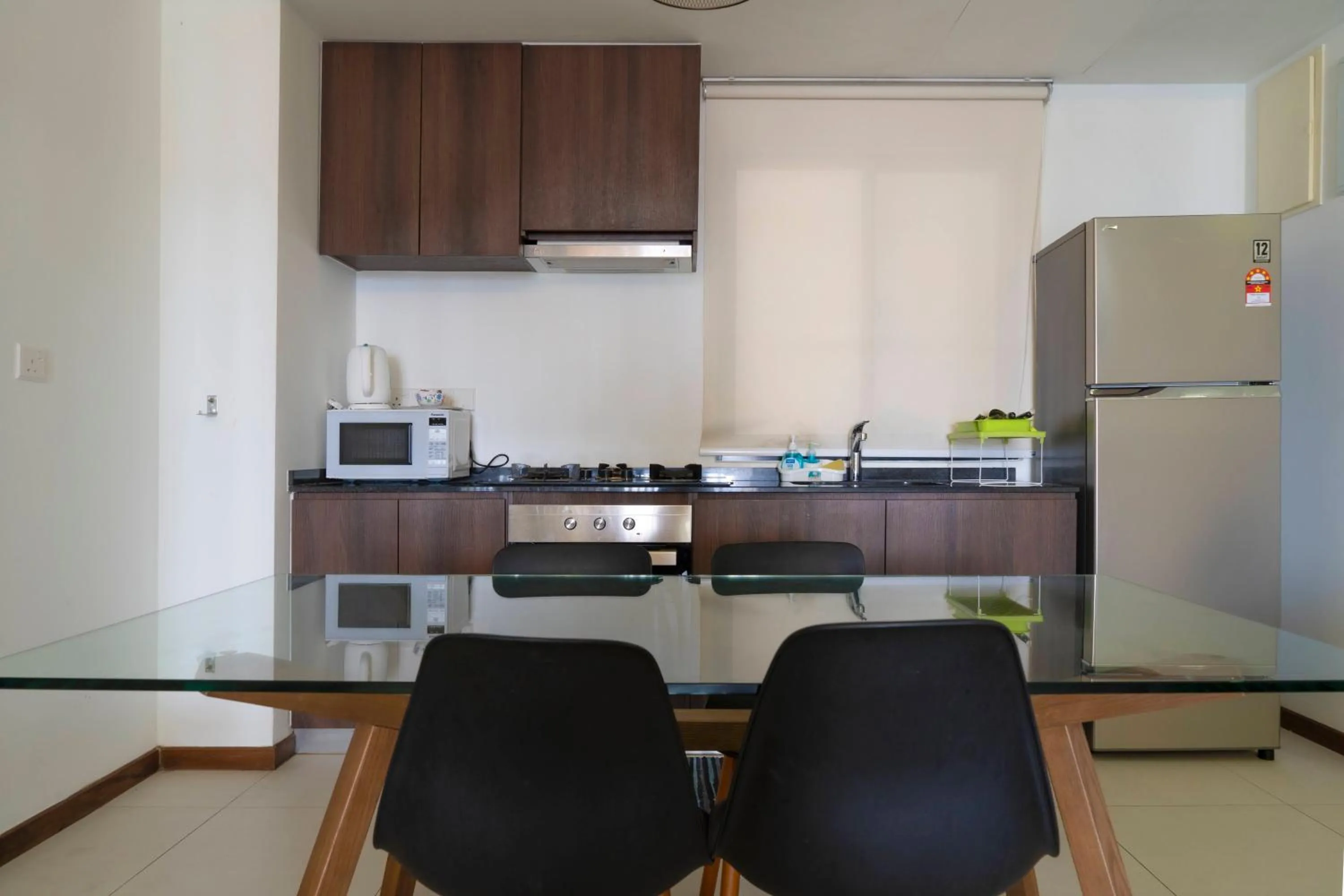 Kitchen or kitchenette in The Landmark by Katana