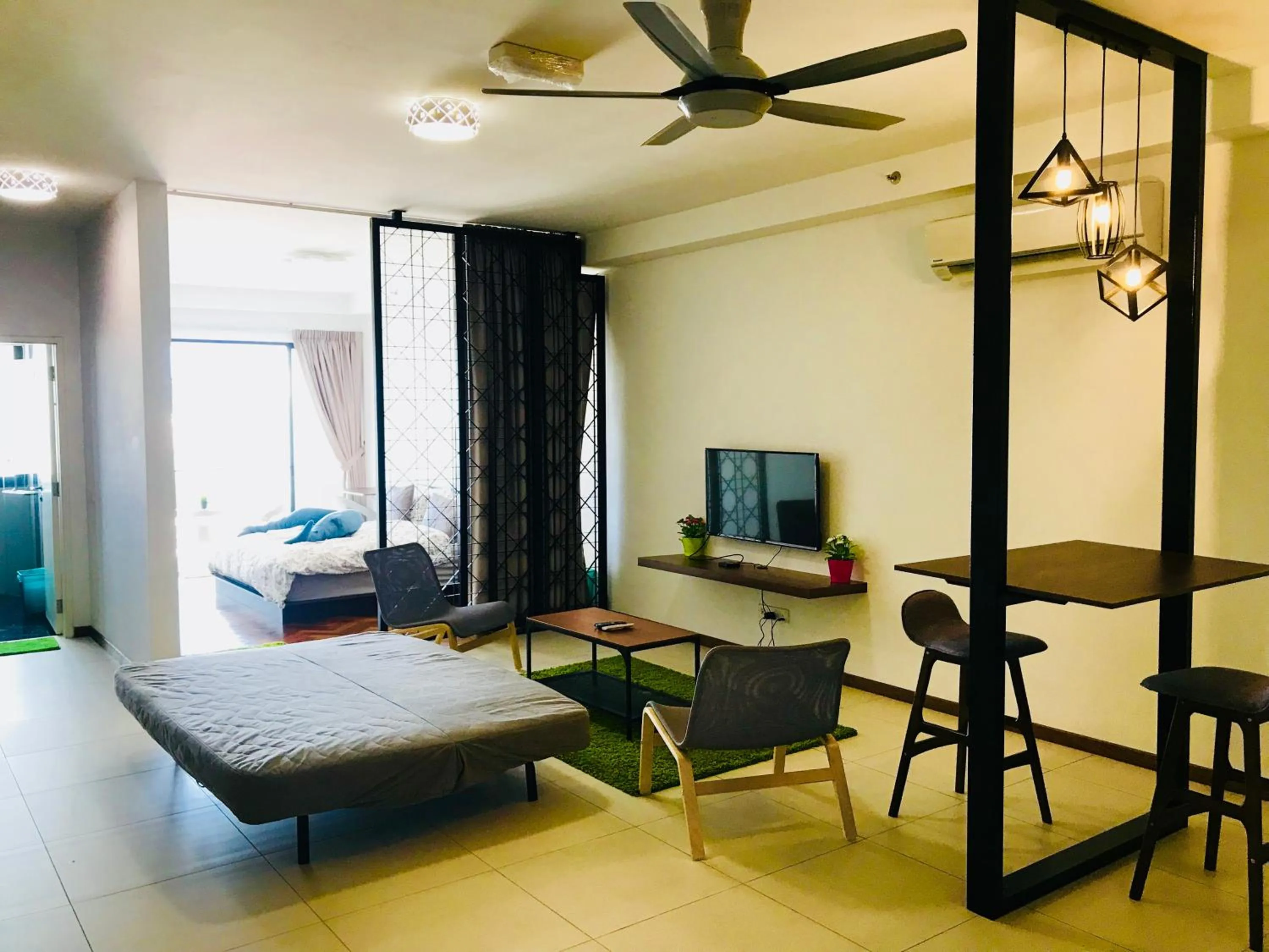 TV and multimedia in The Landmark by Katana