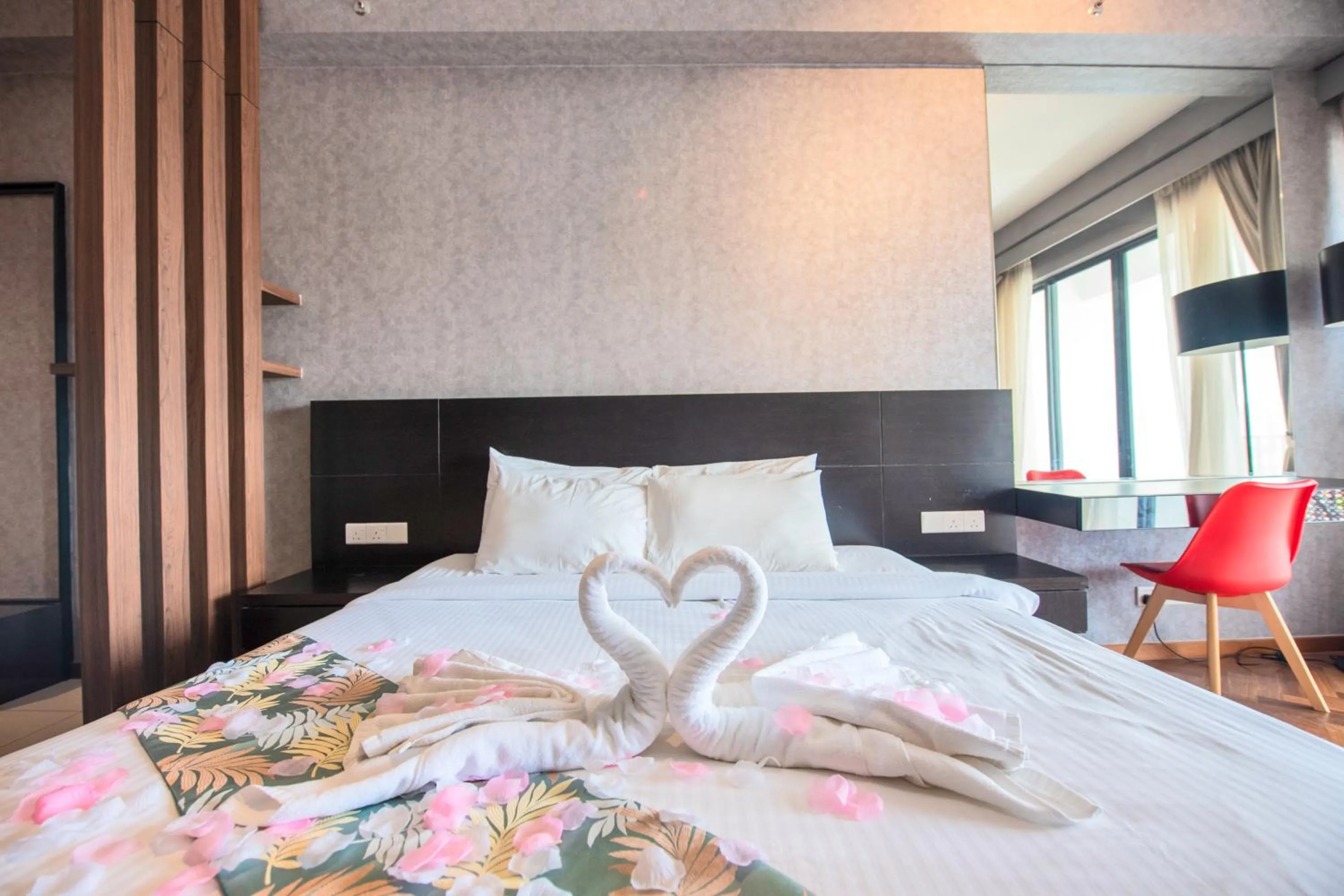 Bedroom, Bed in The Landmark by Katana