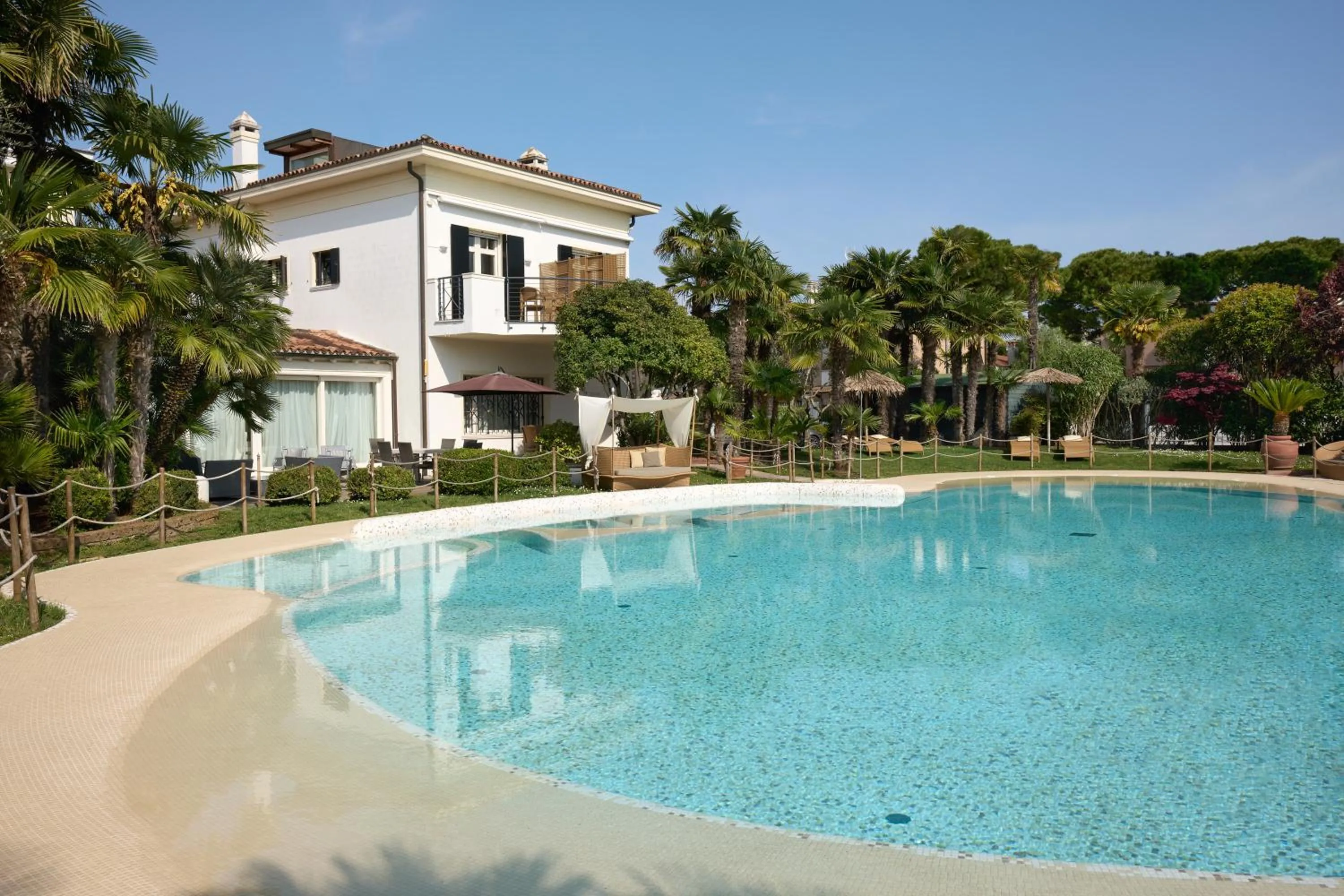 Swimming pool in Villa Carlotta Jesolo Lido