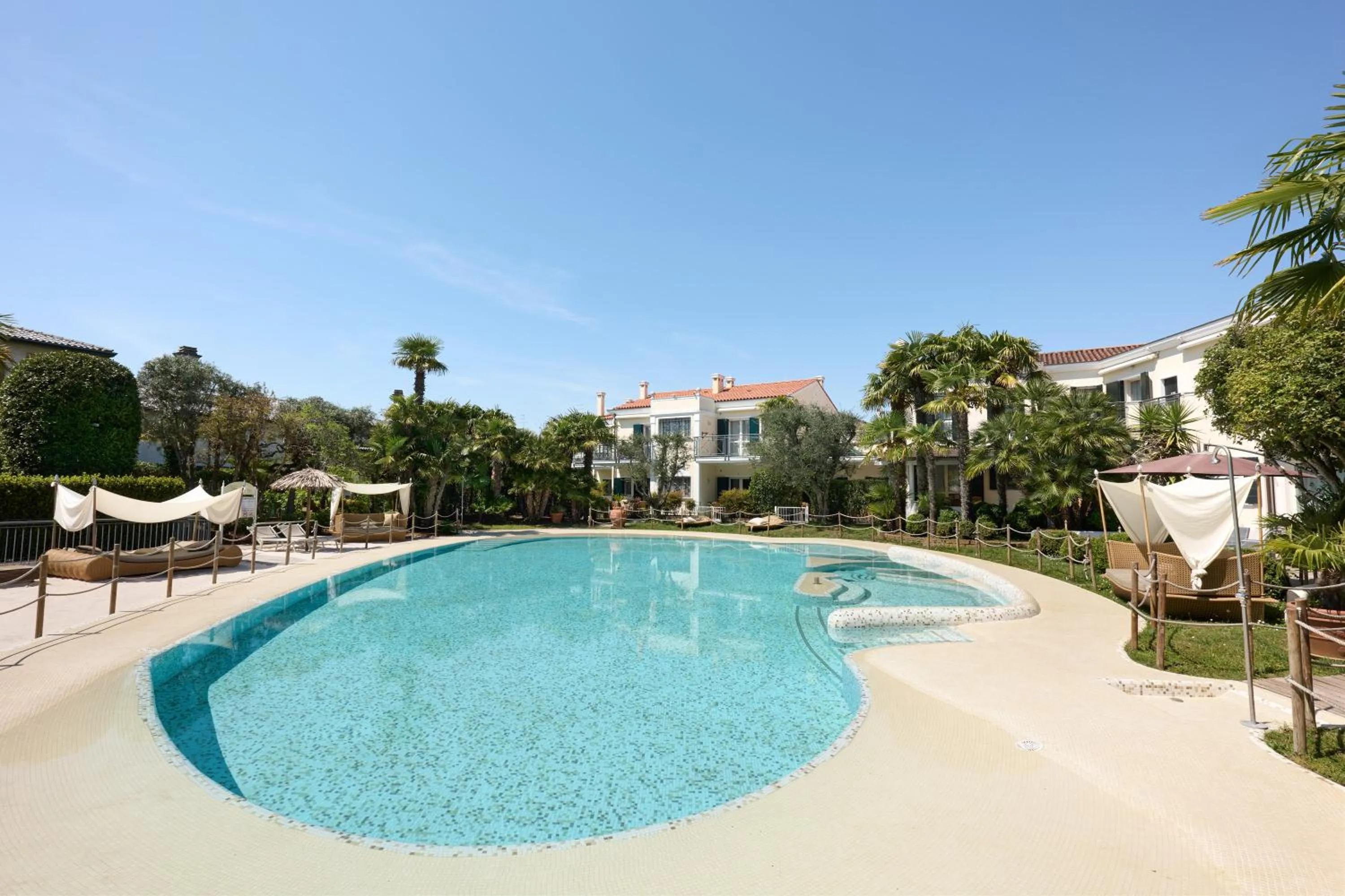 Swimming pool in Villa Carlotta Jesolo Lido