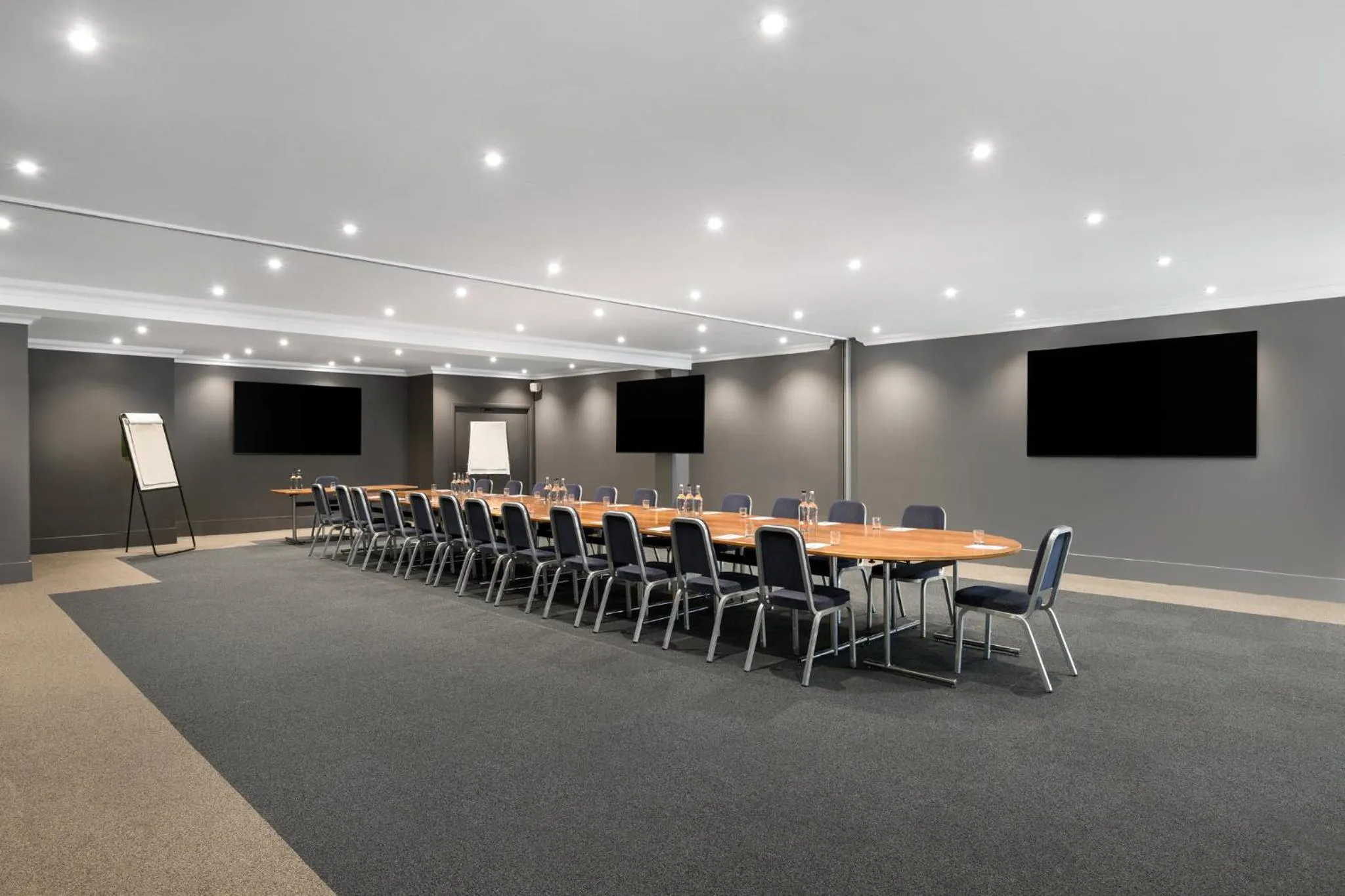 Meeting/conference room in Holiday Inn Norwich, Ipswich Road by IHG