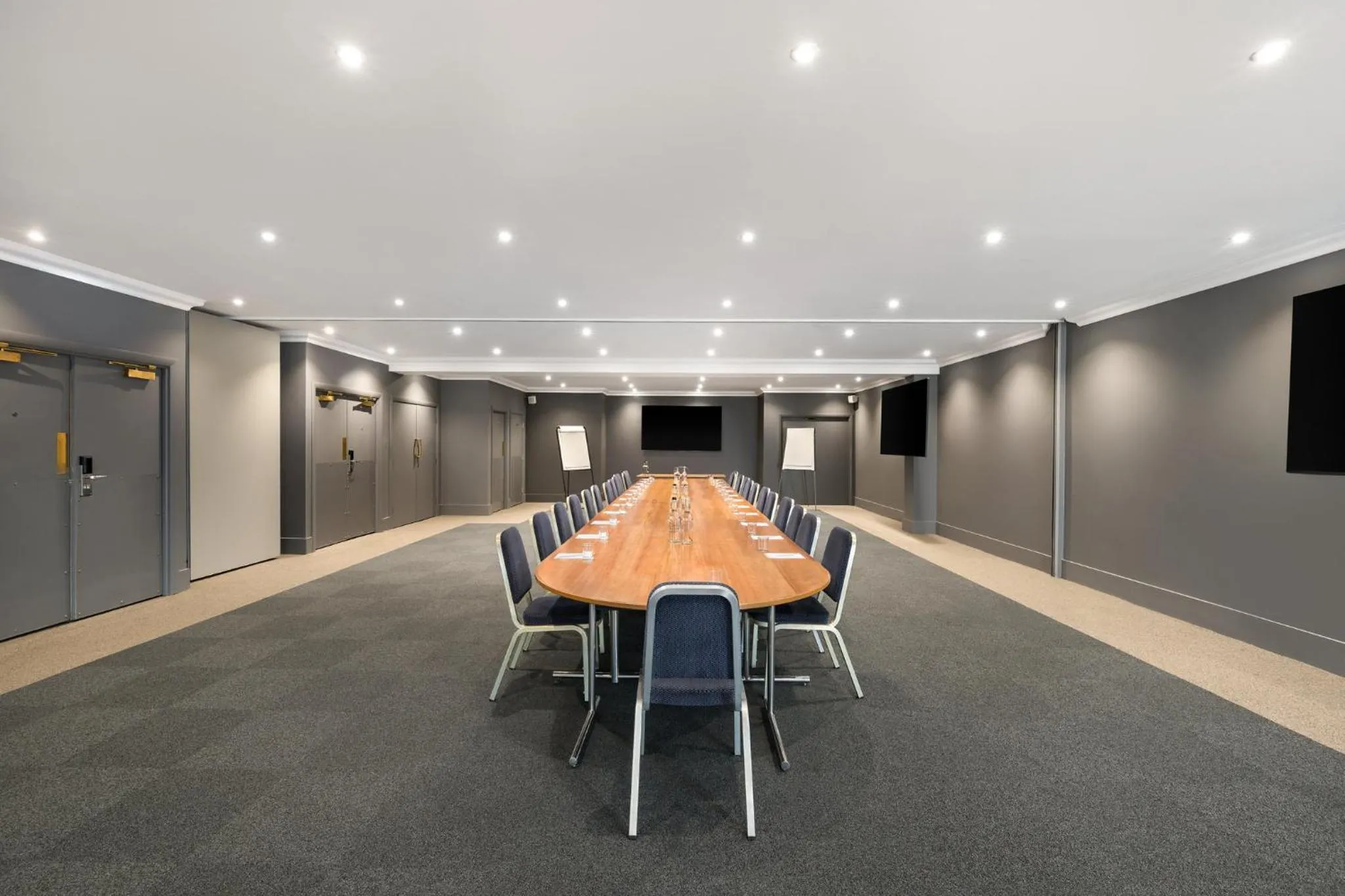 Meeting/conference room in Holiday Inn Norwich, Ipswich Road by IHG