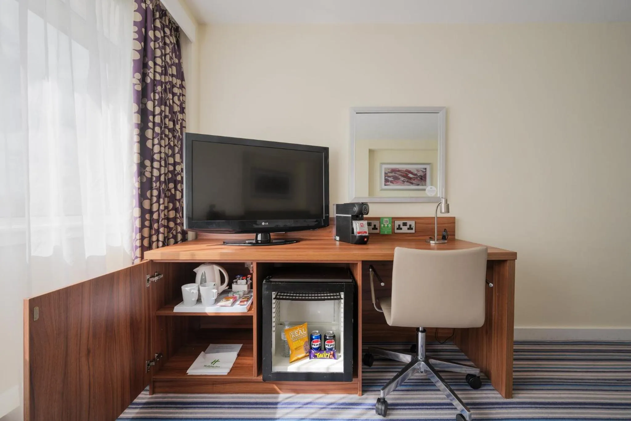 Photo of the whole room in Holiday Inn Norwich, Ipswich Road by IHG