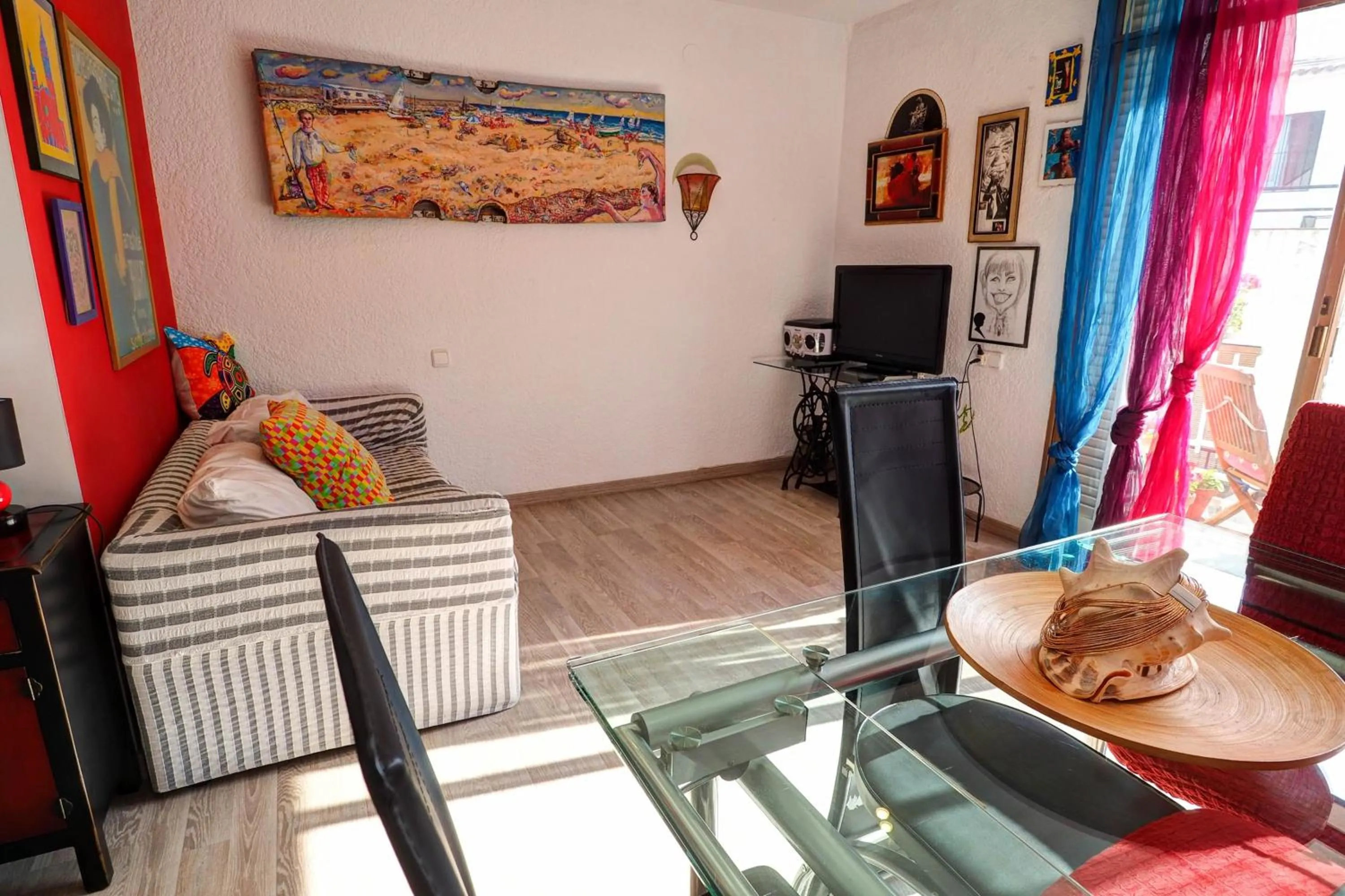 Aquarium Apartment by Hello Homes Sitges