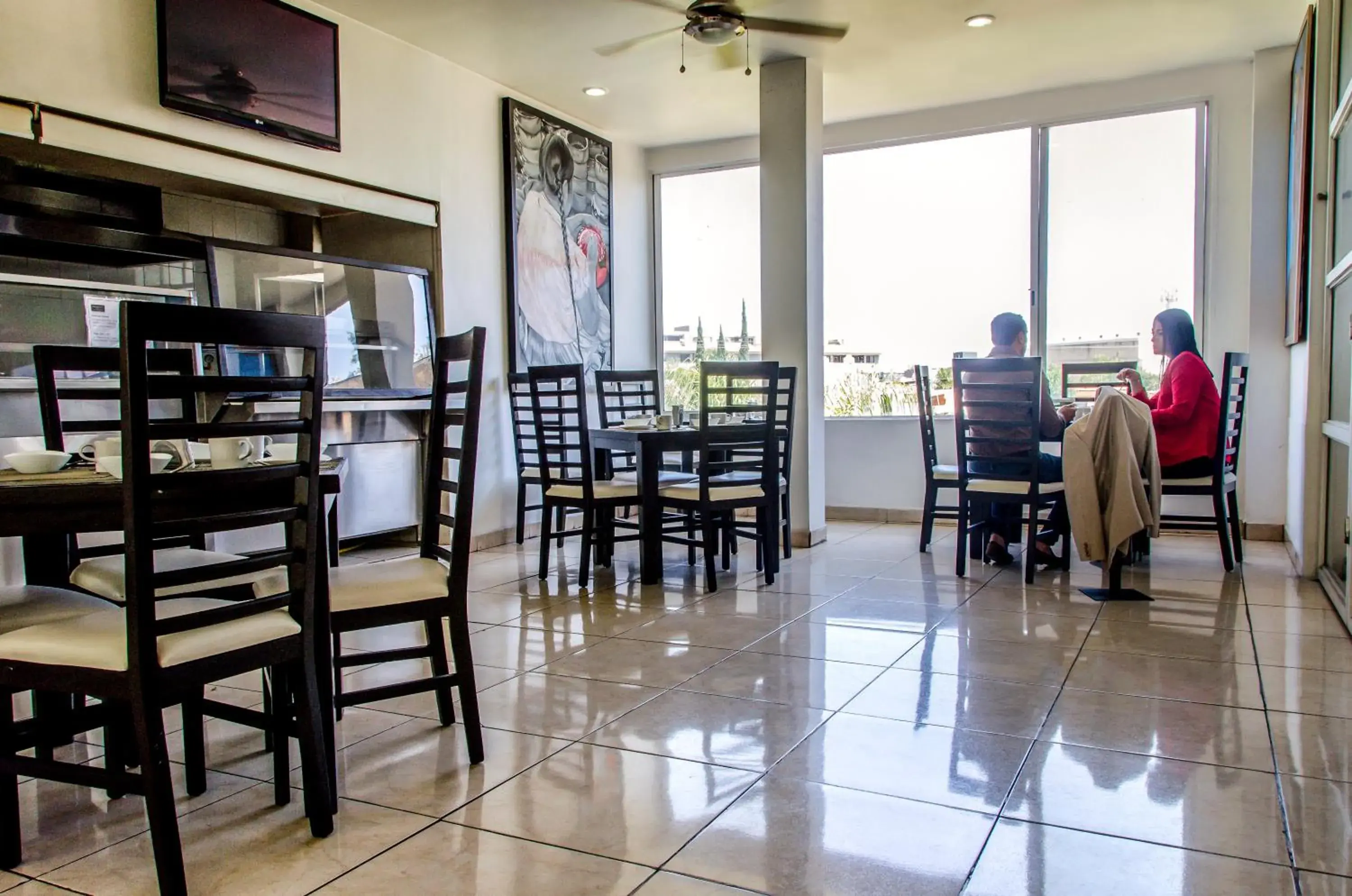 Restaurant/places to eat in European Life Style Executive Suites Restaurant/places to eat in European Life Style Executive Suites