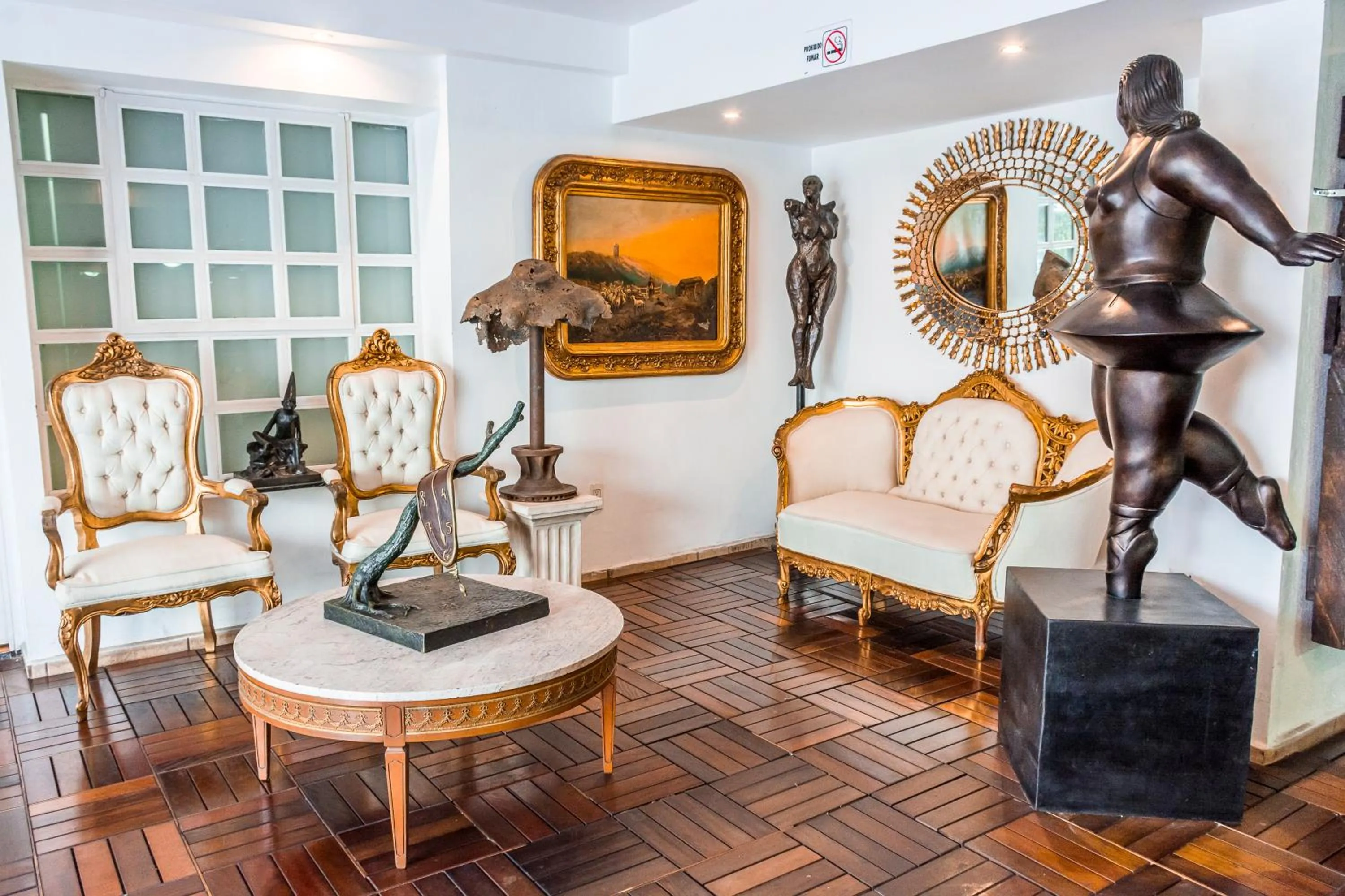 Area and facilities in European Life Style Executive Suites