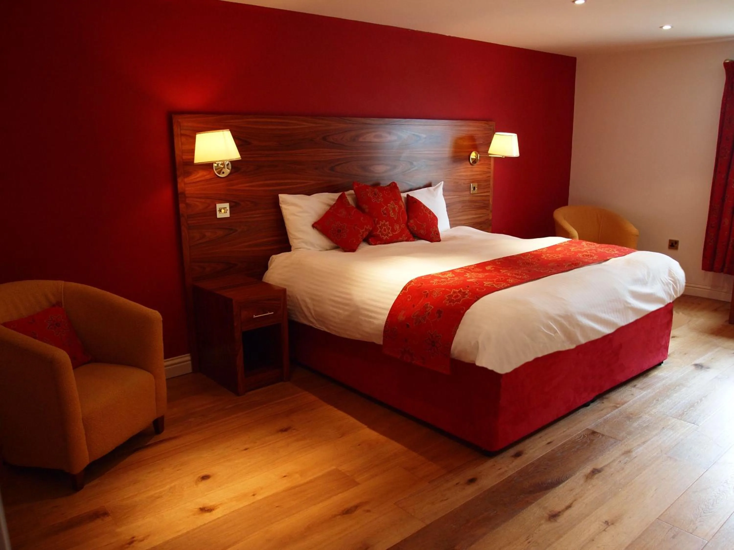 Bed in Black Swan Inn