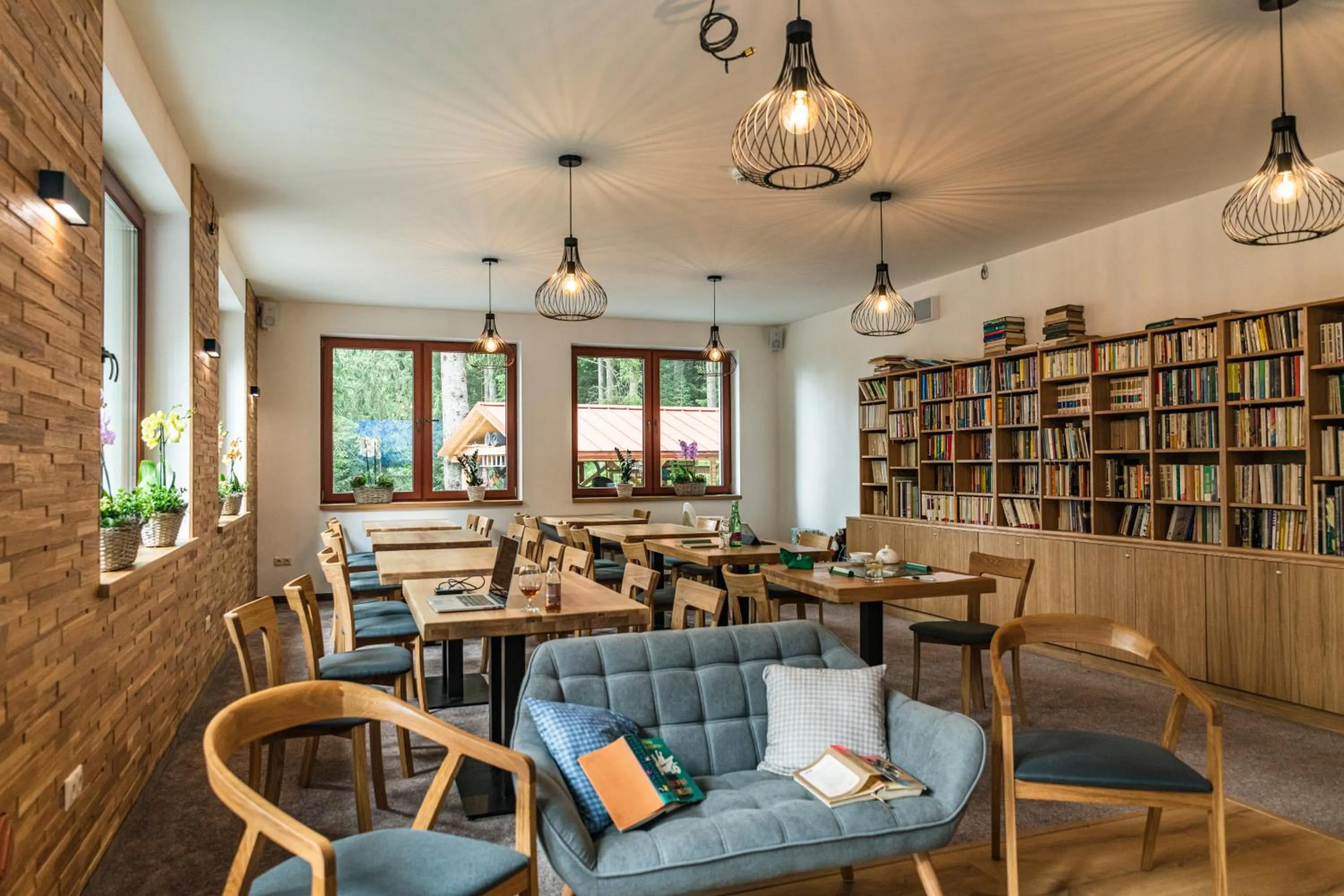 Communal lounge/ TV room in Hotel Jasná