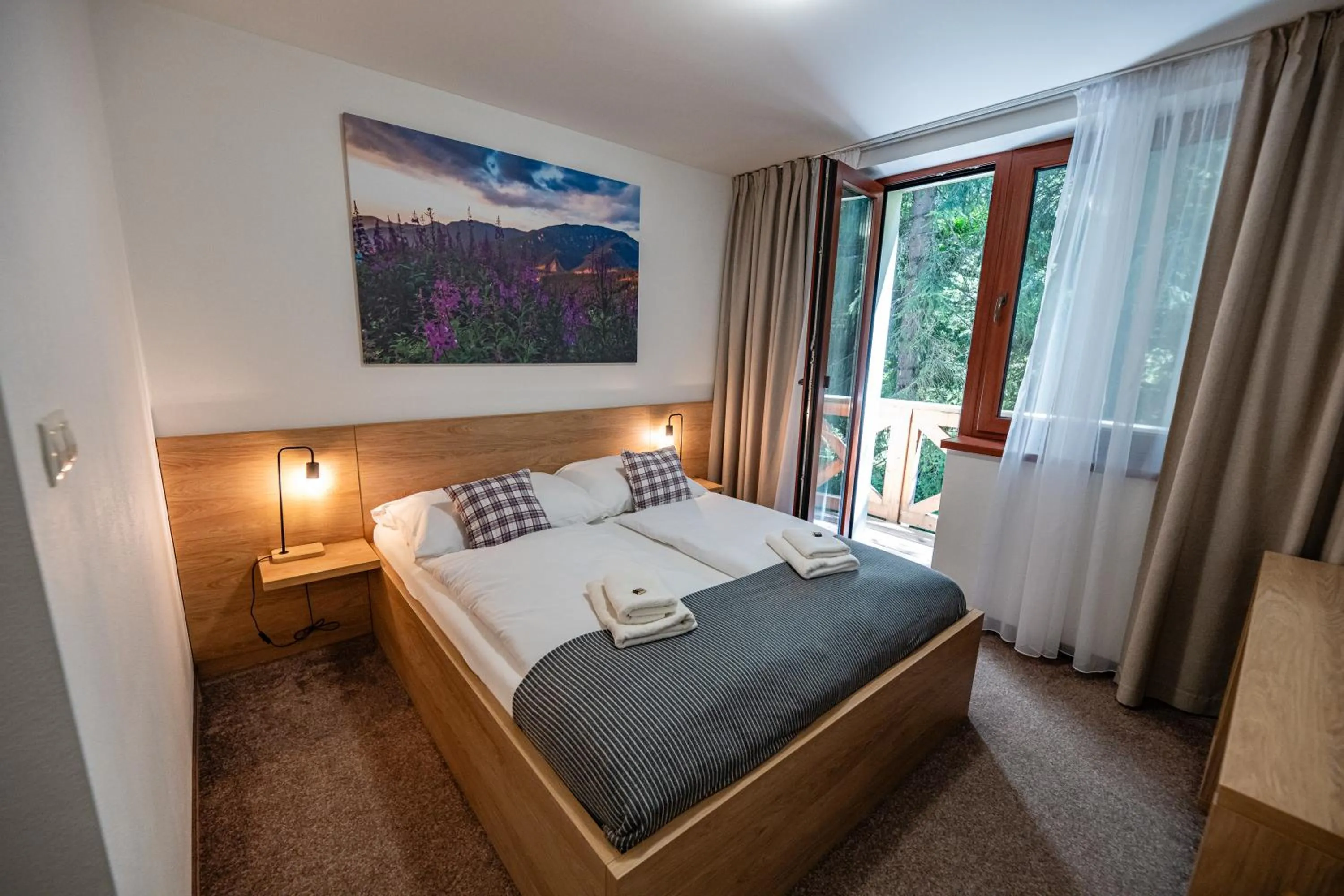 Balcony/Terrace, Bed in Hotel Jasná