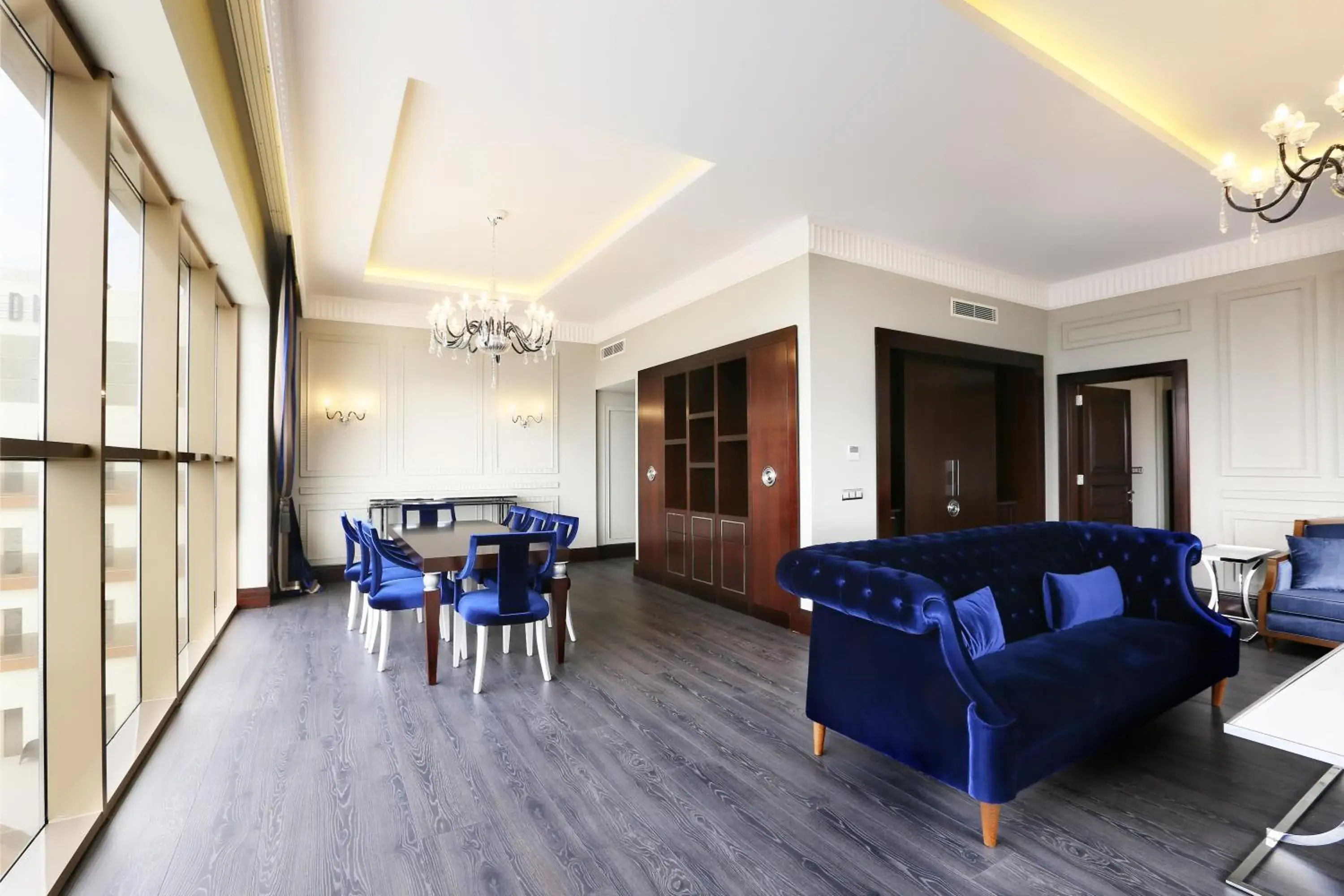 Living room in TRYP by Wyndham Izmit Living room in TRYP by Wyndham Izmit