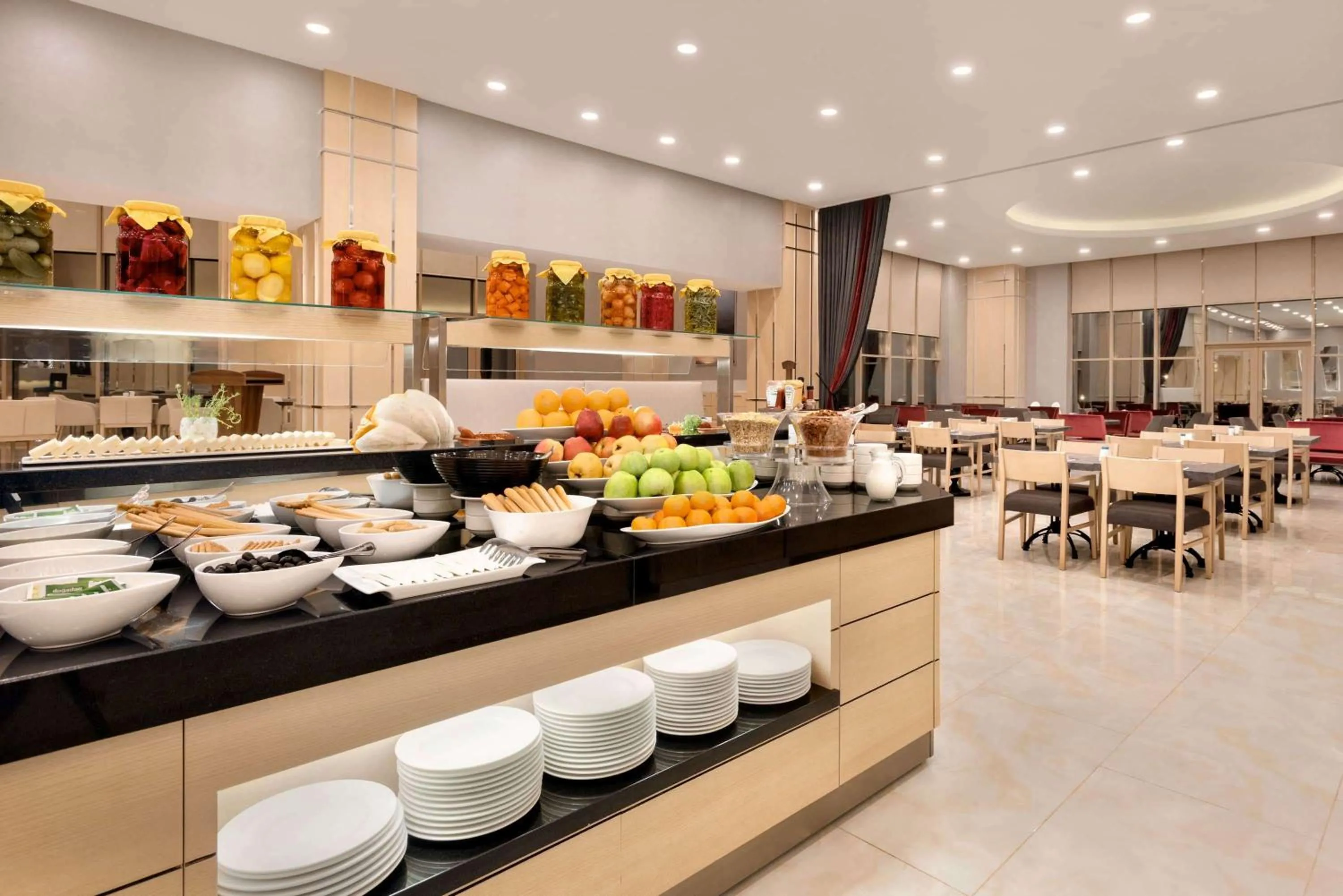 Restaurant/places to eat in TRYP by Wyndham Izmit
