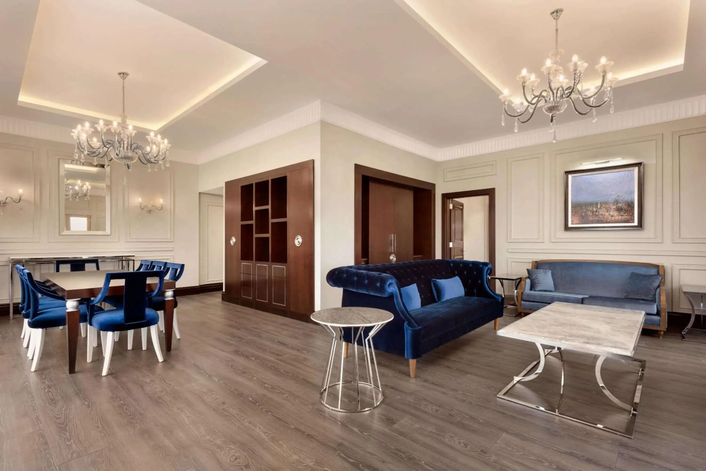 Living room in TRYP by Wyndham Izmit Living room in TRYP by Wyndham Izmit