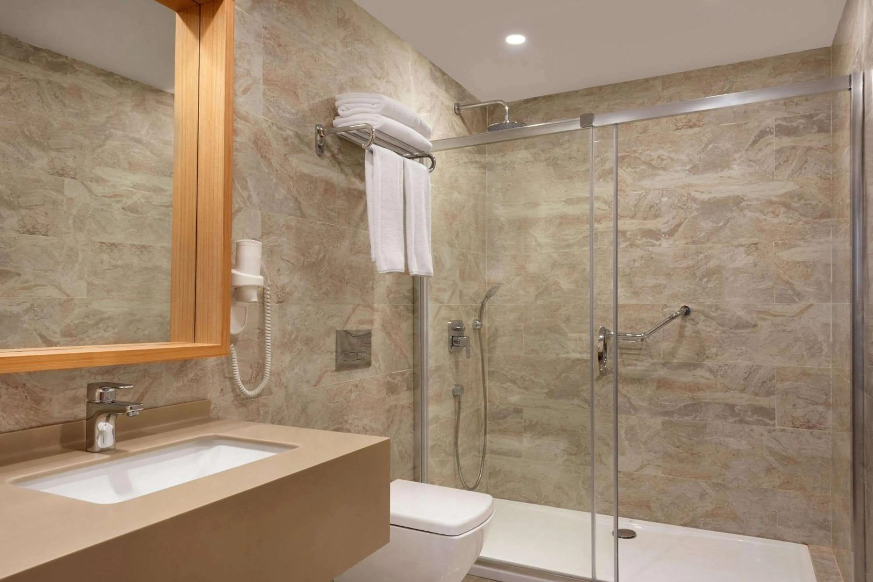 Bathroom in TRYP by Wyndham Izmit