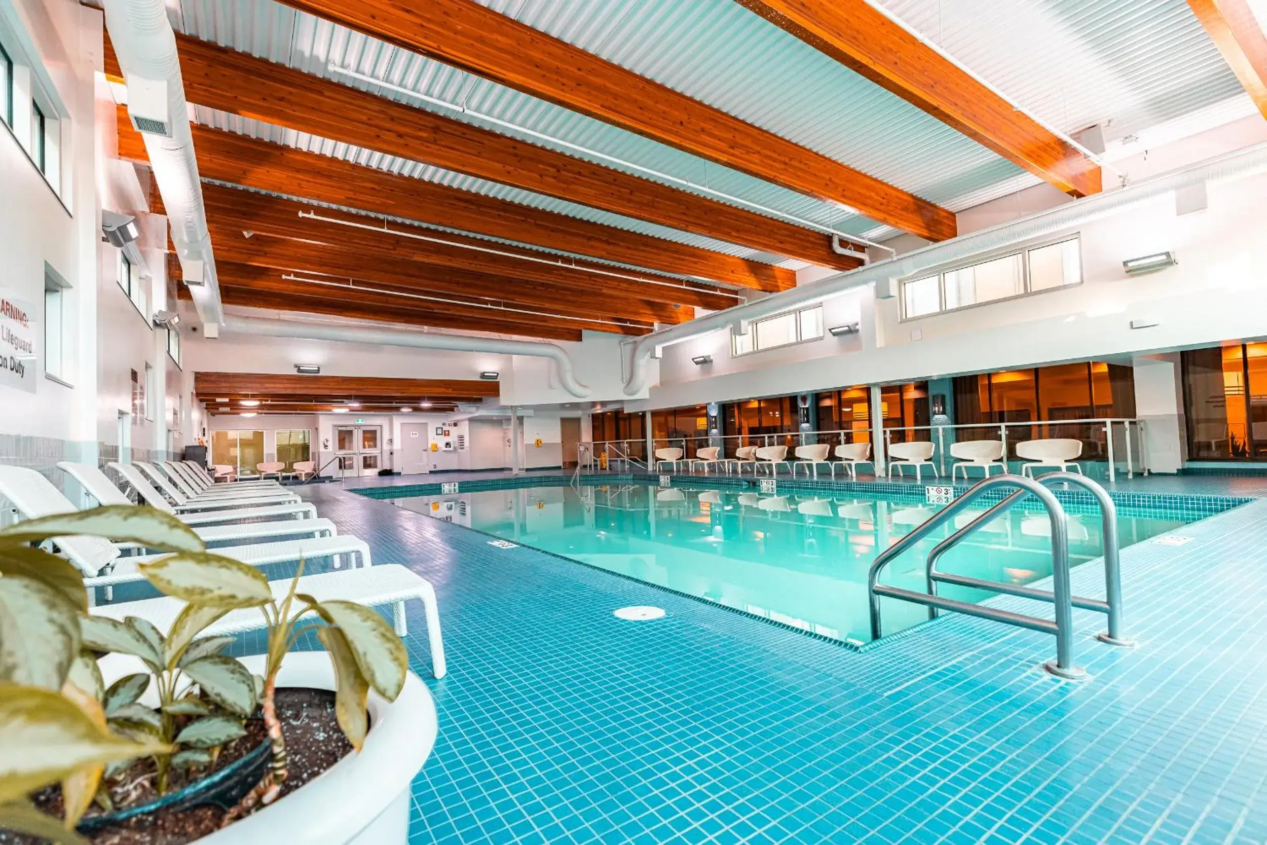Swimming pool in Red Deer Resort & Casino Swimming pool in Red Deer Resort & Casino