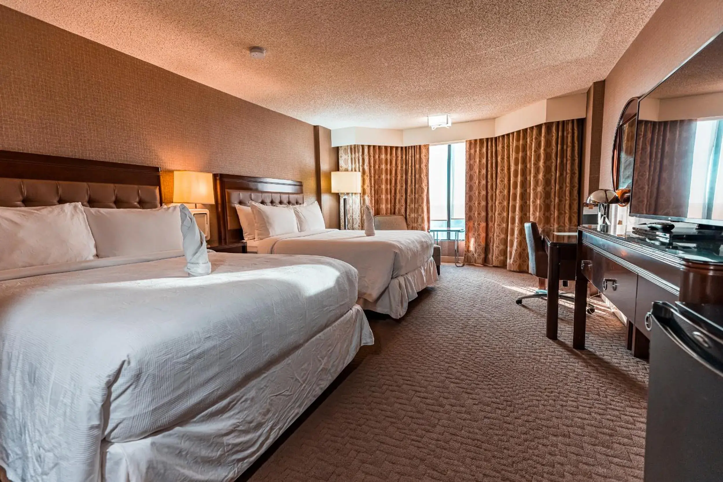 Deluxe Room Two Queen Beds in Red Deer Resort & Casino Deluxe Room Two Queen Beds in Red Deer Resort & Casino