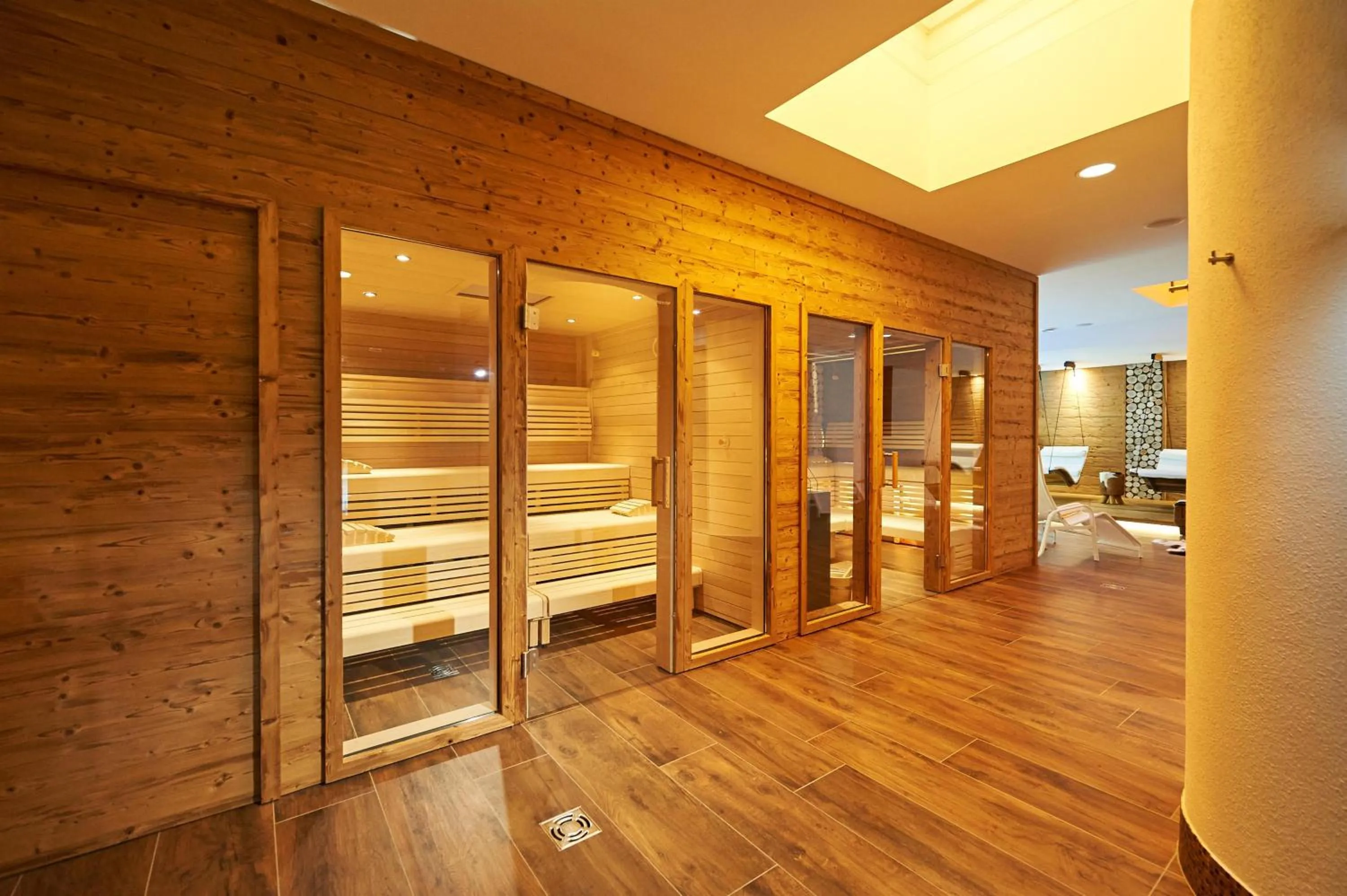 Bed in Hotel-Restaurant Schwaiger***