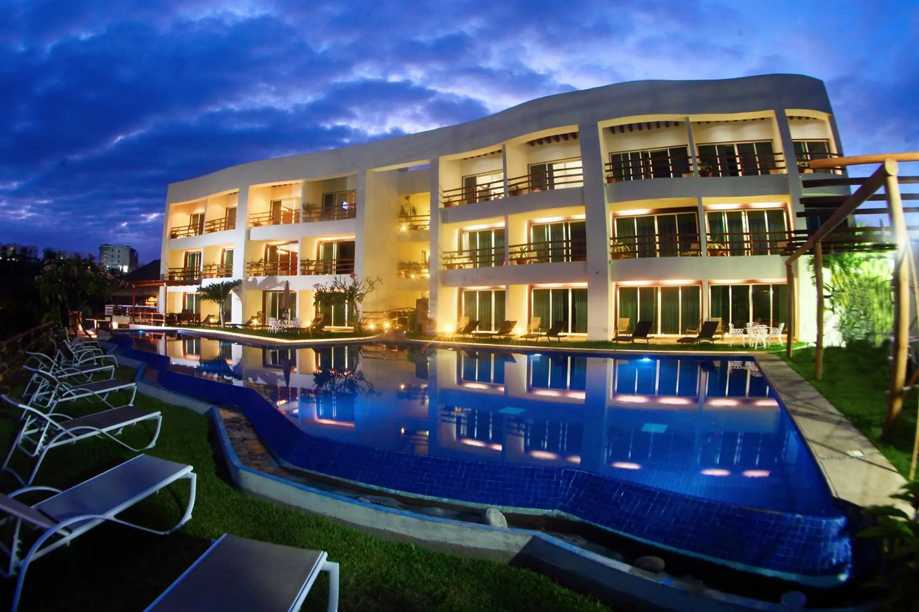 Property building in Princess Mayev Property building in Princess Mayev