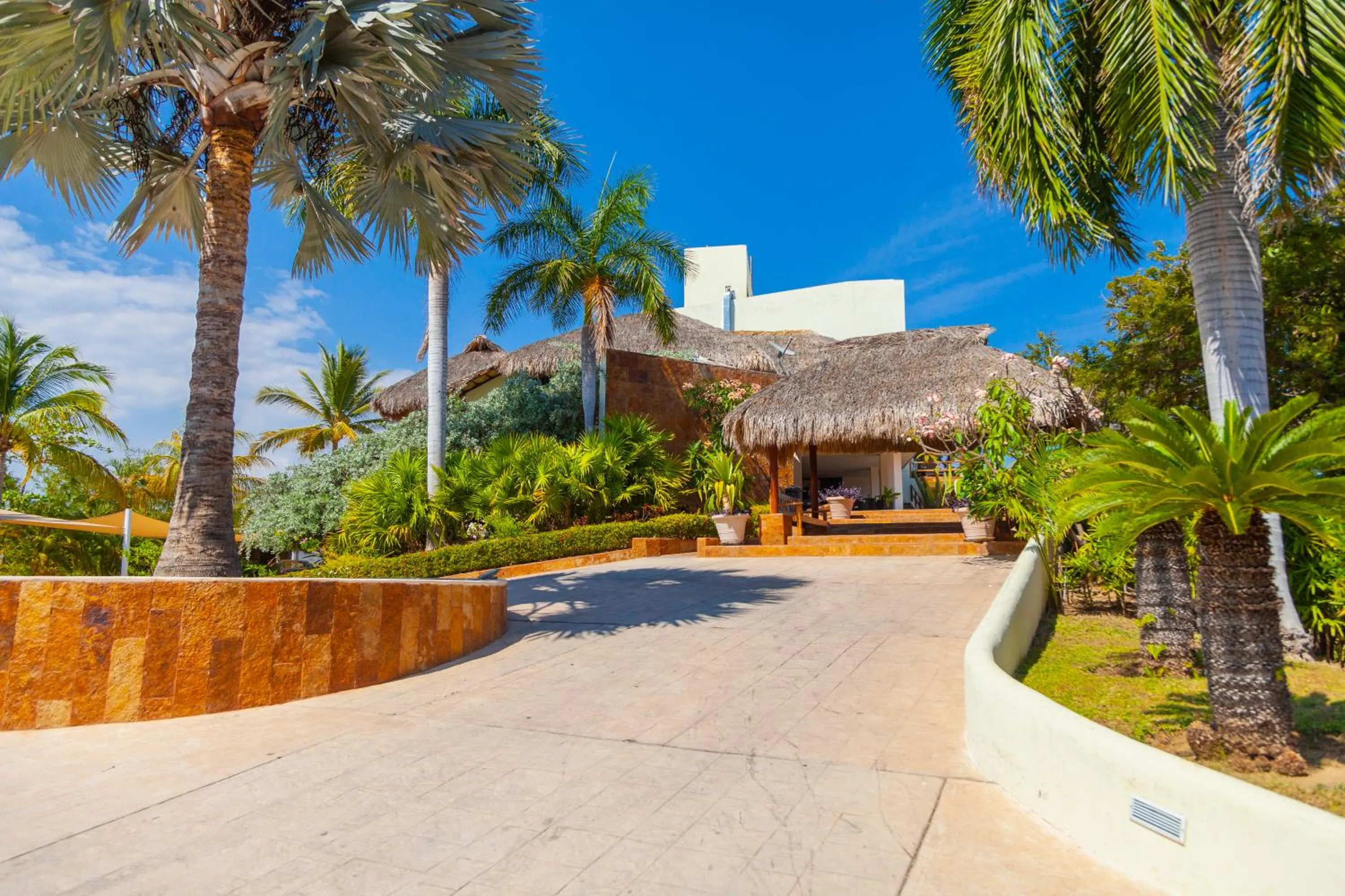 Property building in Princess Mayev