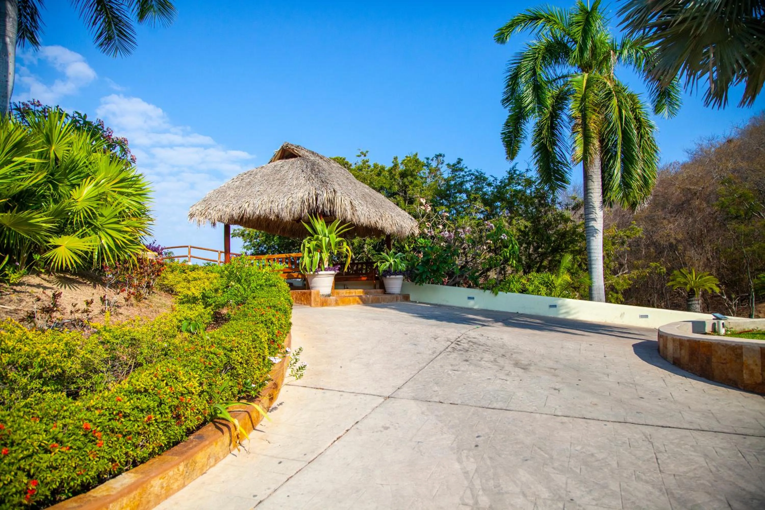 Property building in Princess Mayev