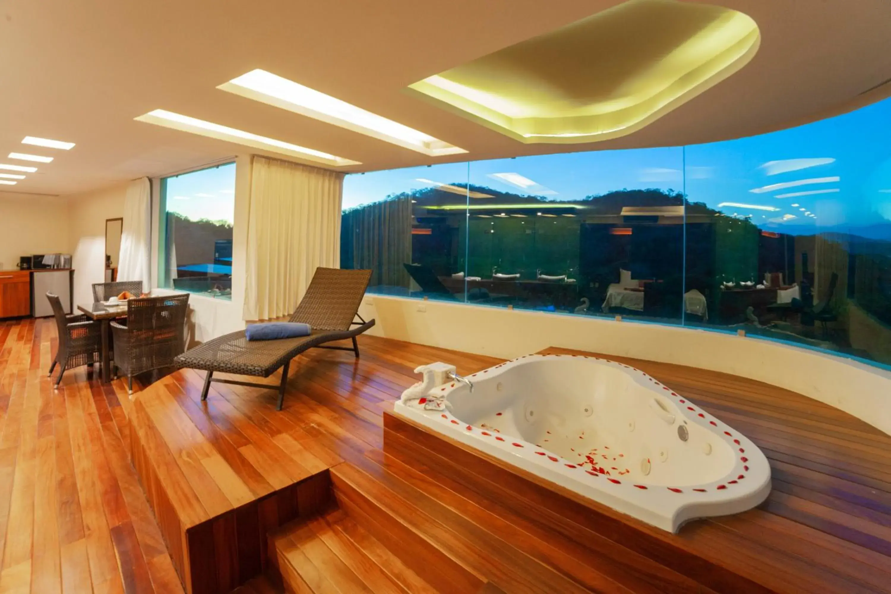 Spa and wellness centre/facilities in Princess Mayev Spa and wellness centre/facilities in Princess Mayev