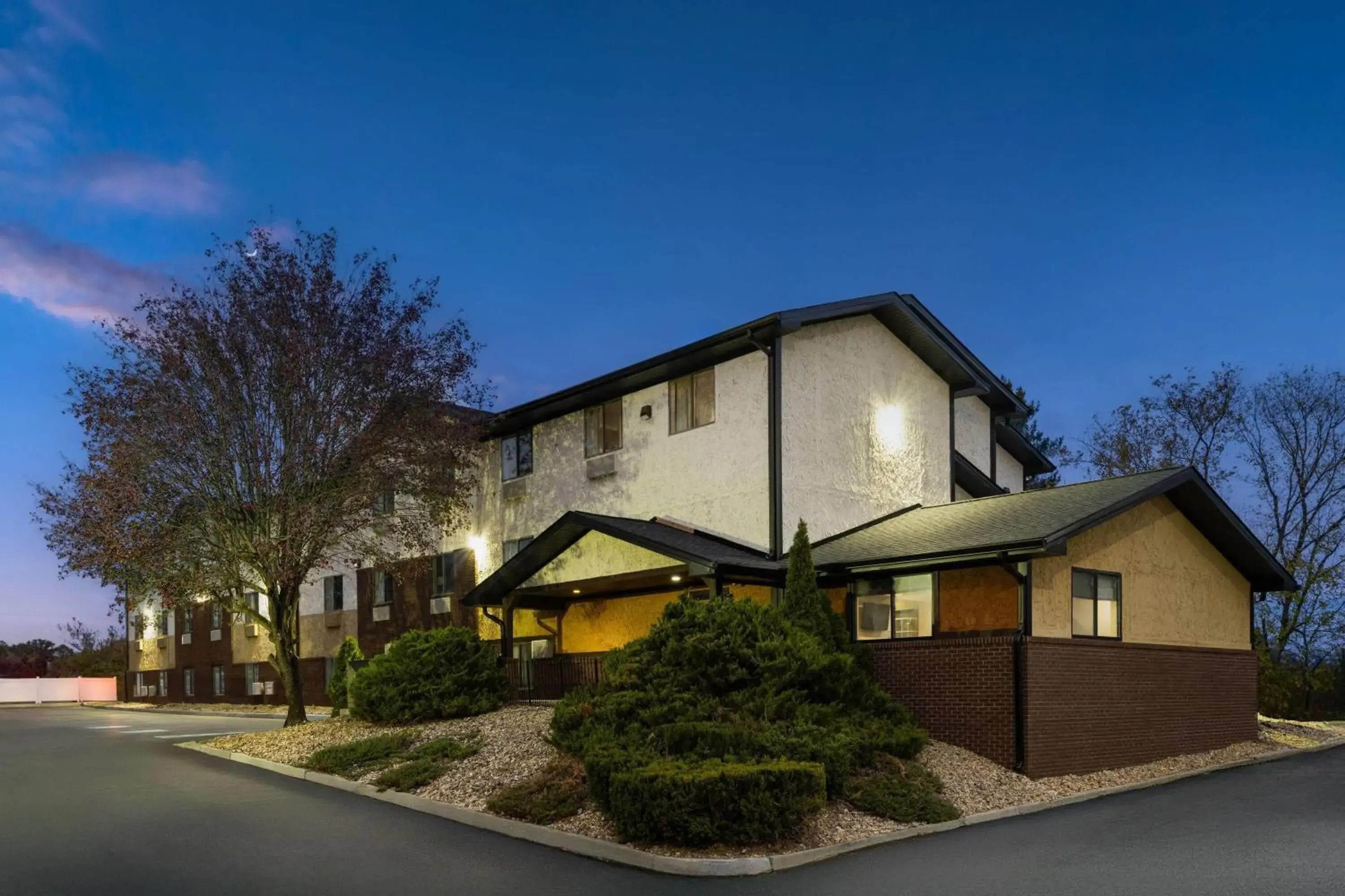 Property building in Super 8 by Wyndham Hagerstown I-70 Property building in Super 8 by Wyndham Hagerstown I-70