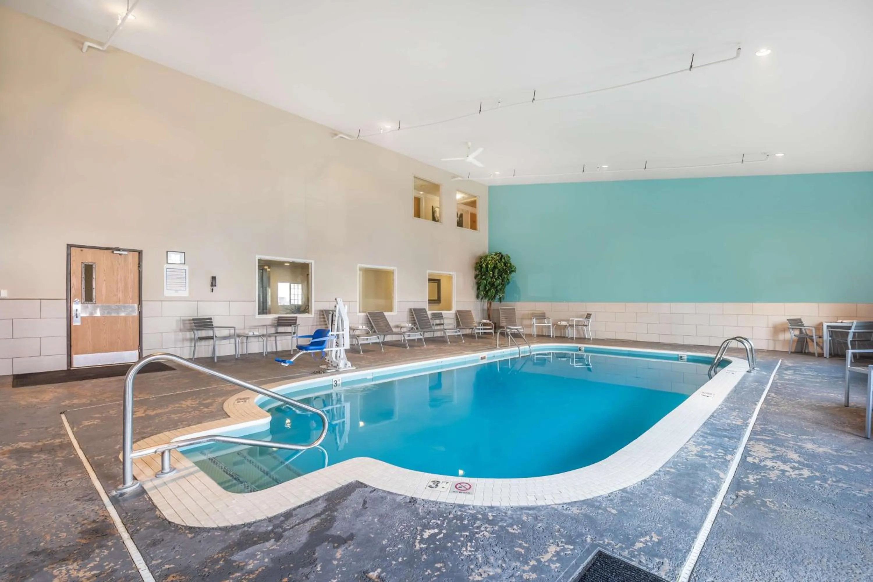 Pool view in Best Western Plus University Park Inn & Suites