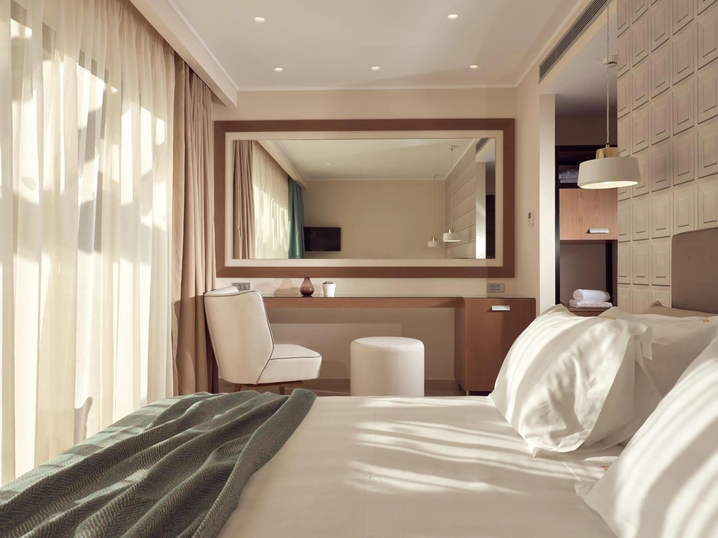 Photo of the whole room, Bed in Golden Sun Resort - Adults Only