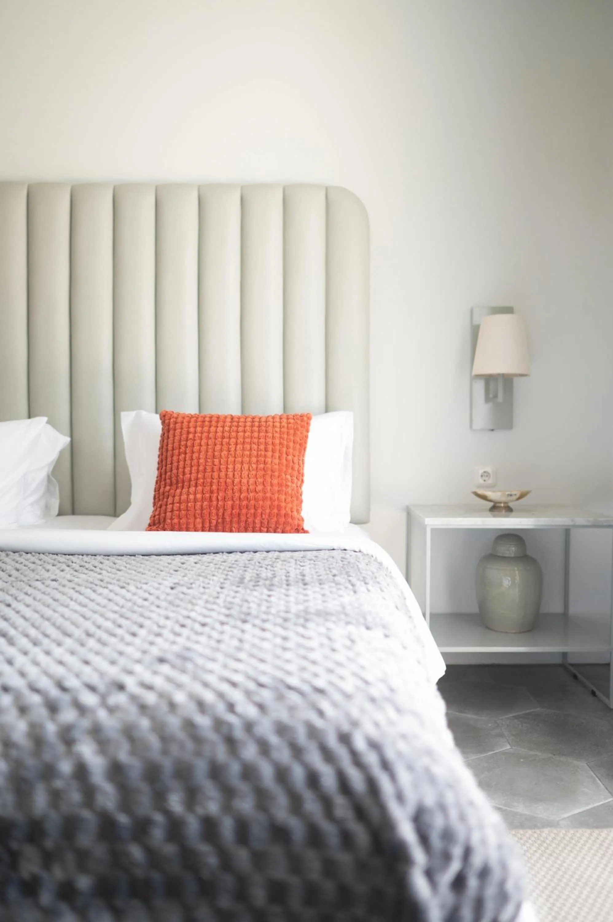 Bed in Lusa Beach Studios Under New Management And Newly Renovated