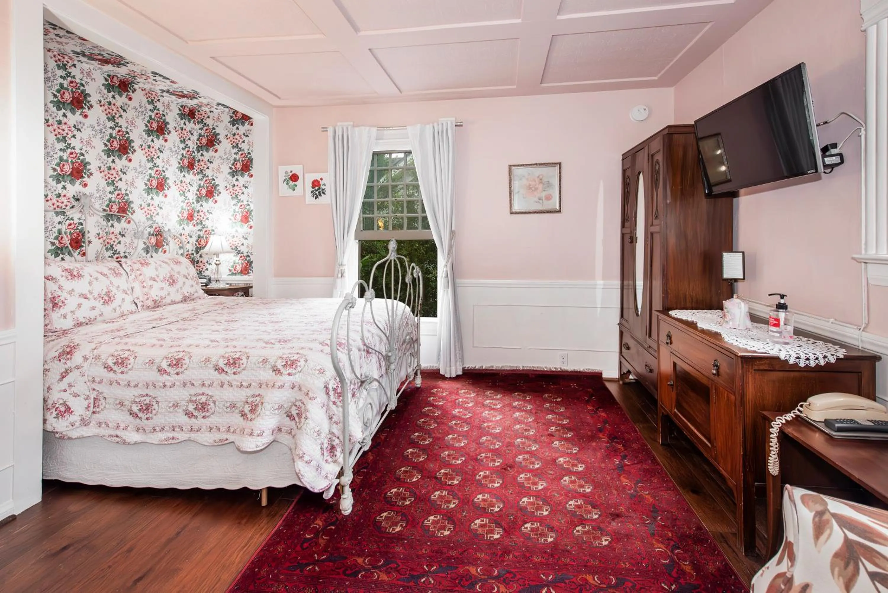 Bedroom, Bed in Bath Street Inn