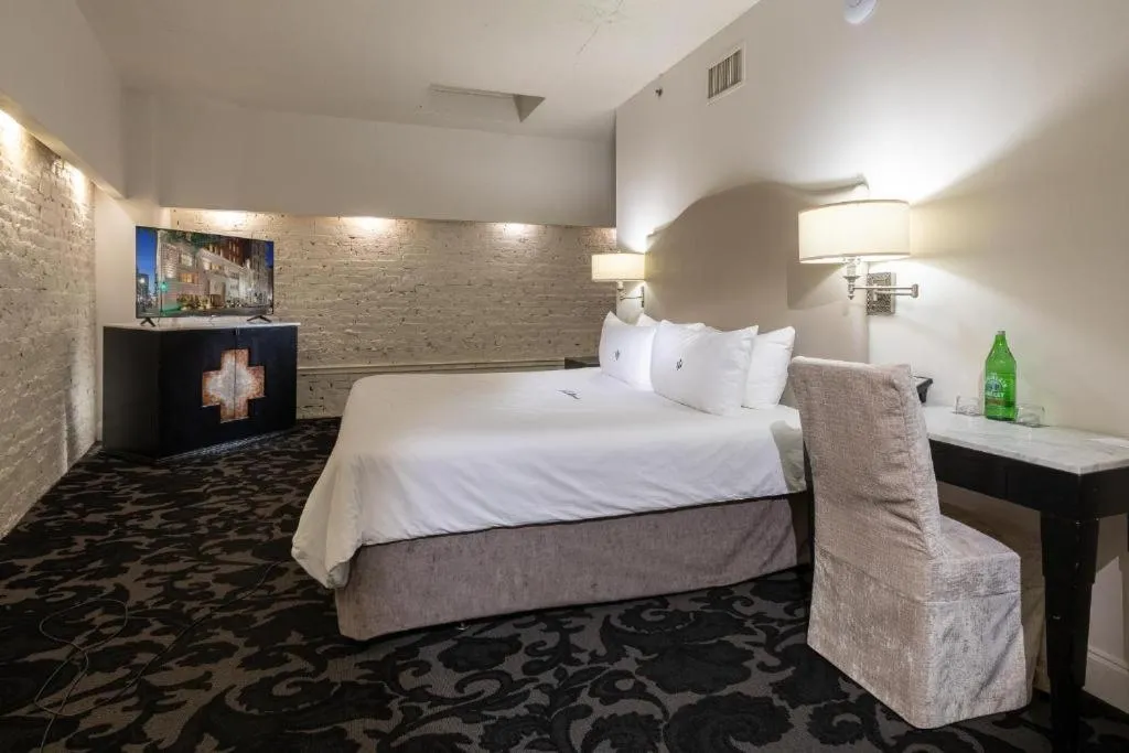 Bed in International House Hotel