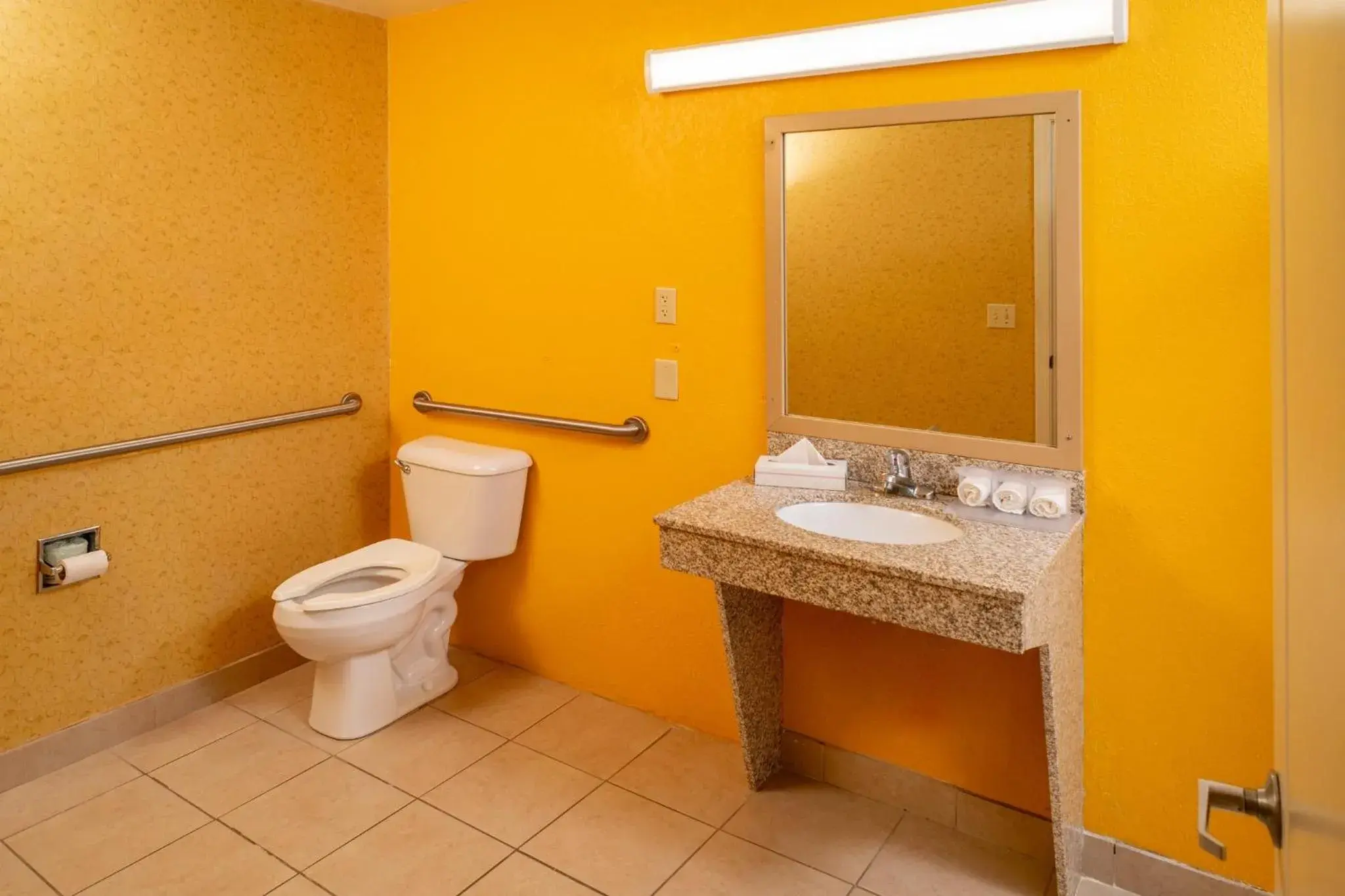 Standard King Room with Roll-in Shower - Mobility Accessible in Holiday Inn Express and Suites Hazard by IHG Standard King Room with Roll-in Shower - Mobility Accessible in Holiday Inn Express and Suites Hazard by IHG