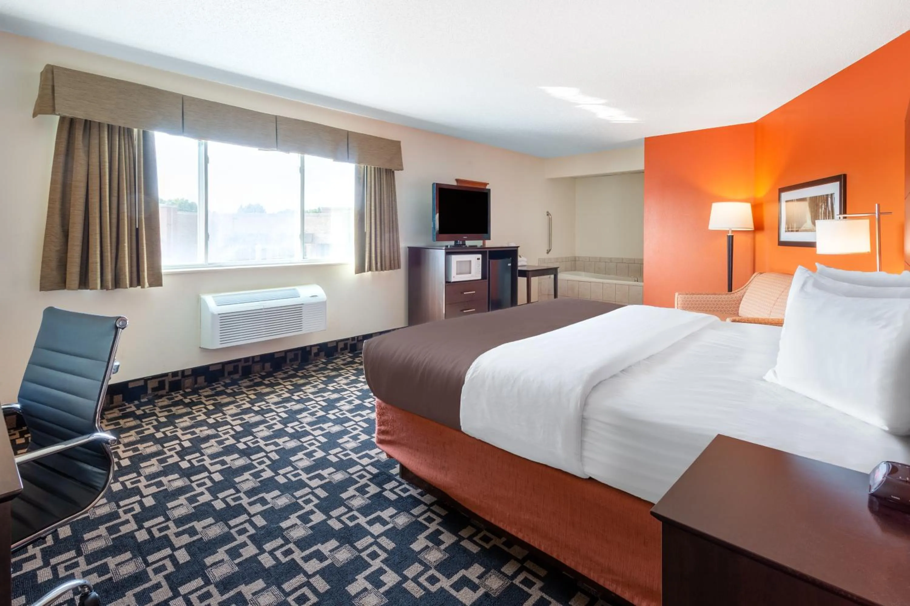 Photo of the whole room, Bed in AmericInn by Wyndham Wausau