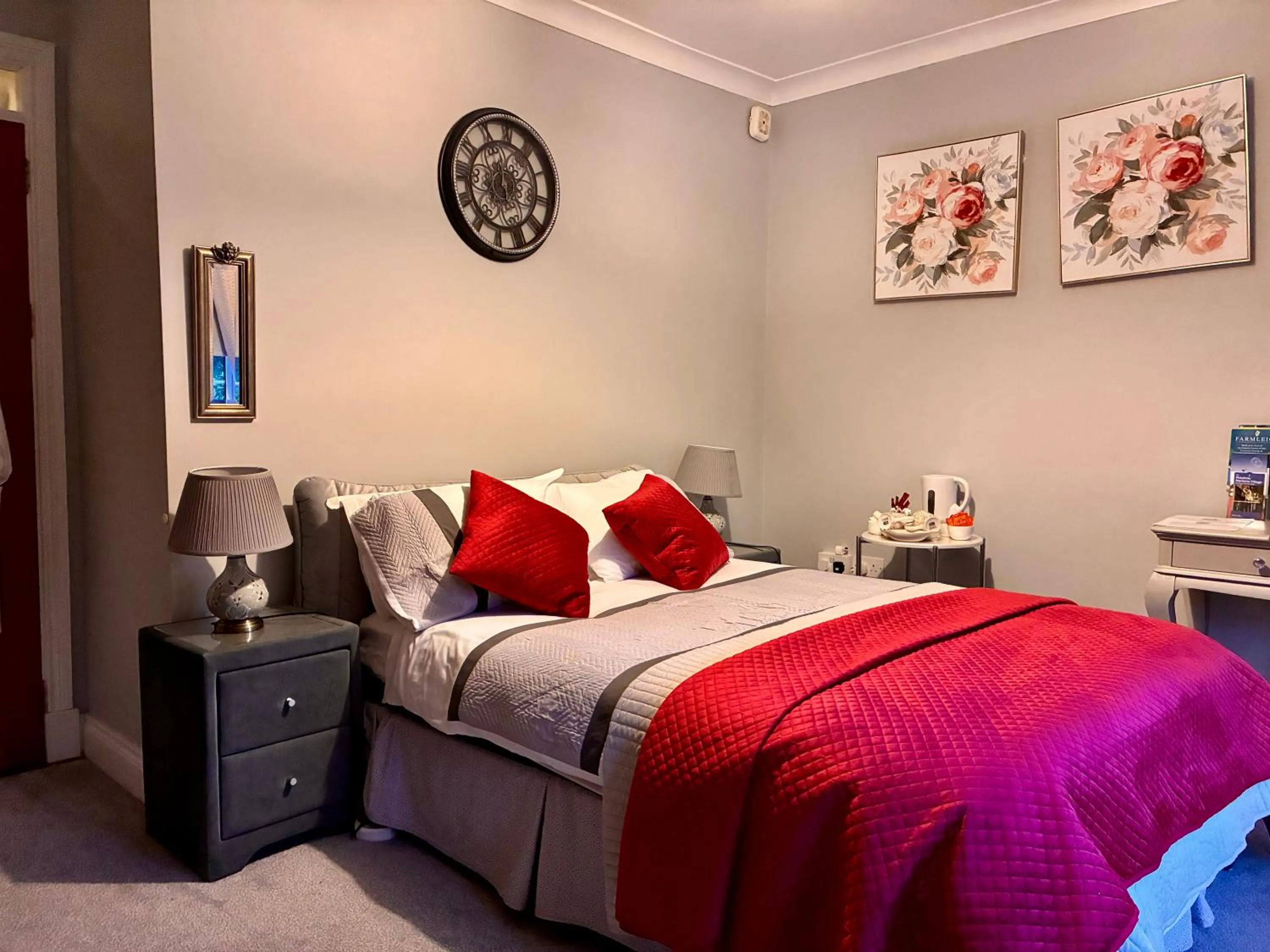 Bed in Inglewood Lodge B&B