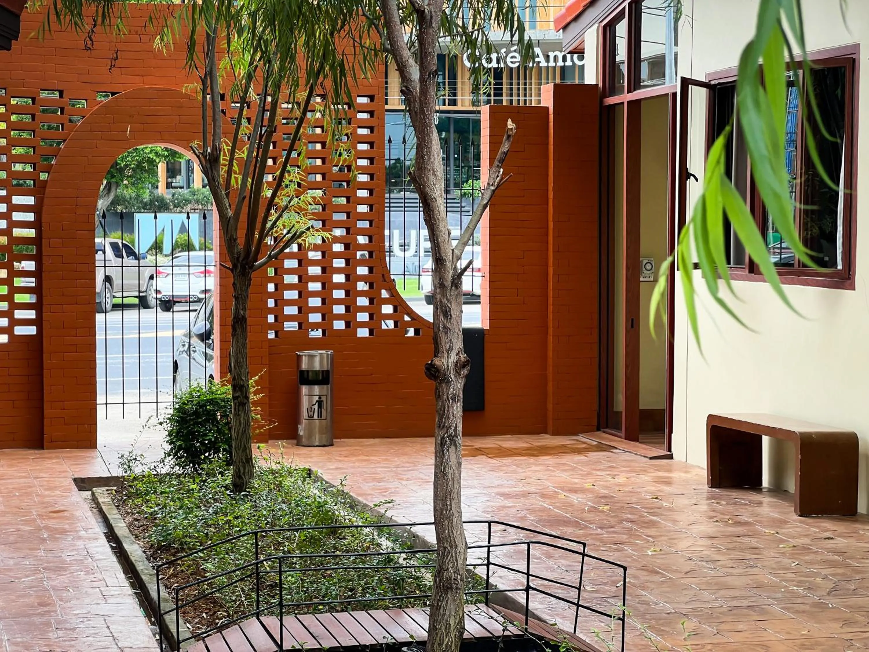 Property building in Tachang Airport Hotel