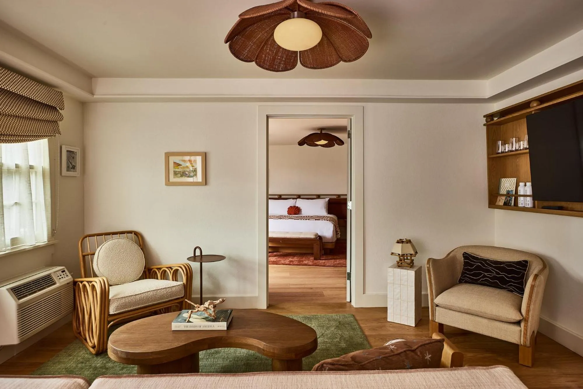 TV and multimedia in Beachside on Nantucket