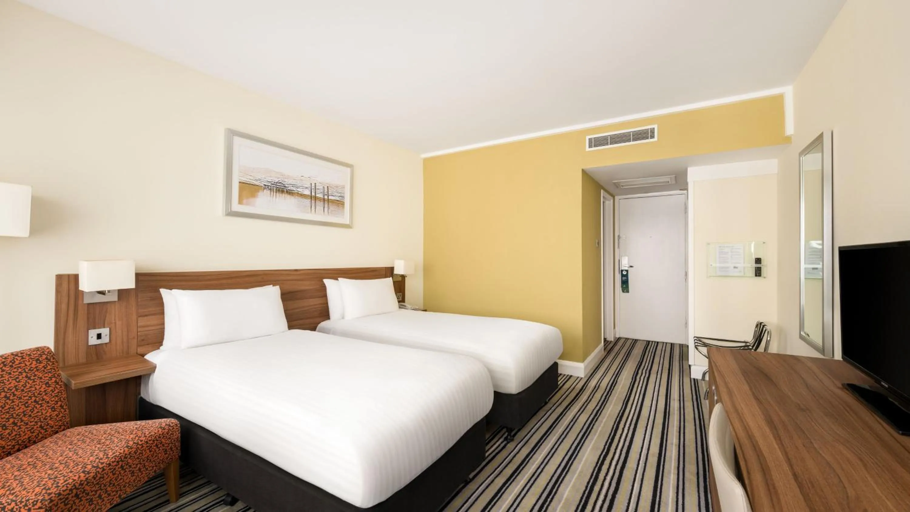 Bed in Holiday Inn Ipswich by IHG
