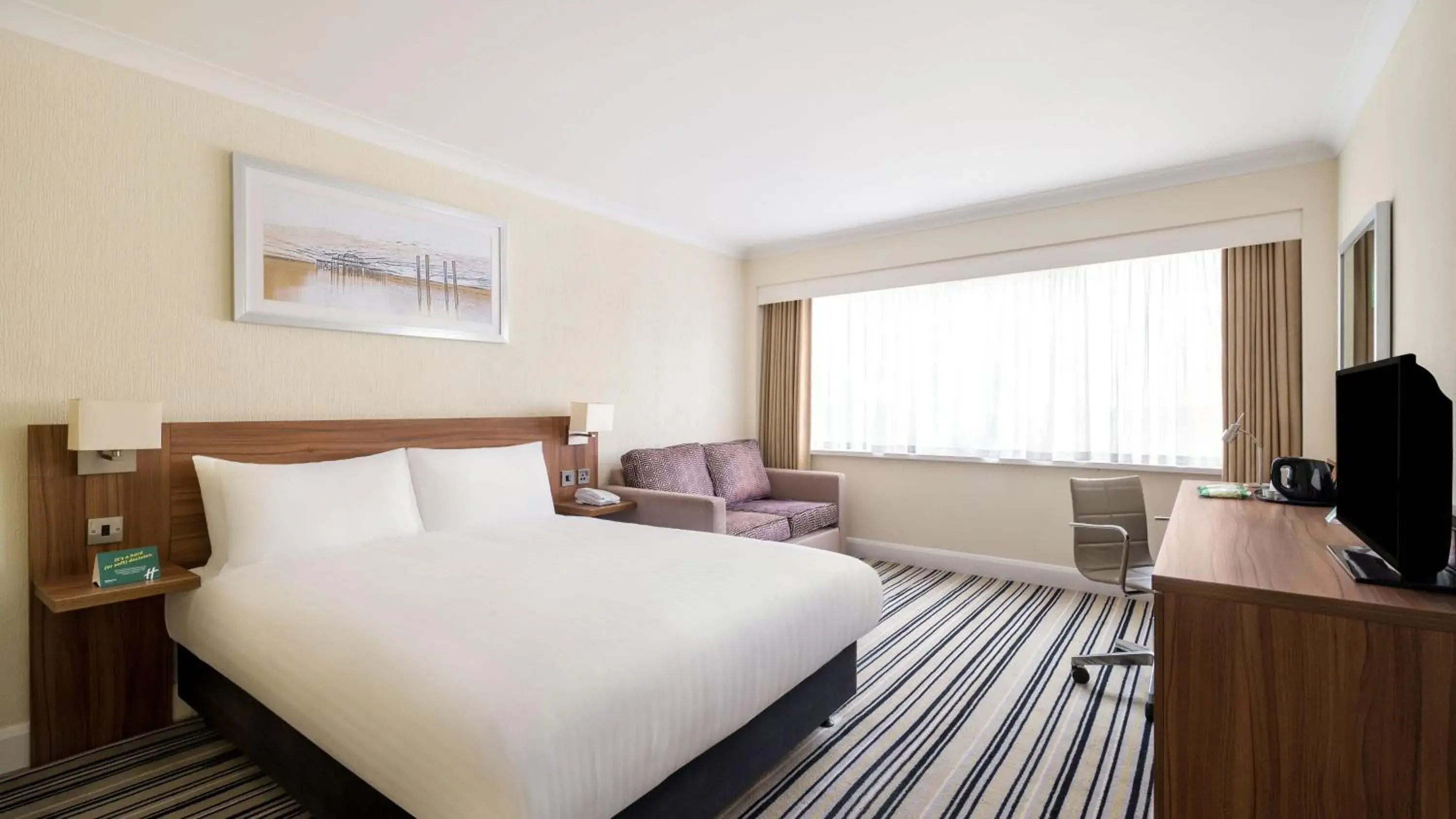 Standard Double Room with Single Sofa Bed in Holiday Inn Ipswich by IHG Standard Double Room with Single Sofa Bed in Holiday Inn Ipswich by IHG