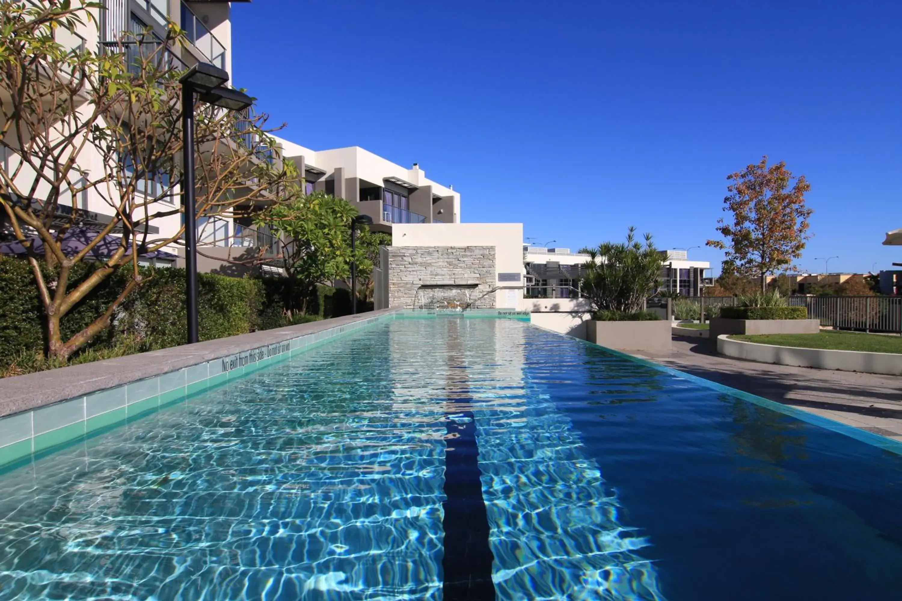 Pool view in East Perth Suites Hotel Pool view in East Perth Suites Hotel