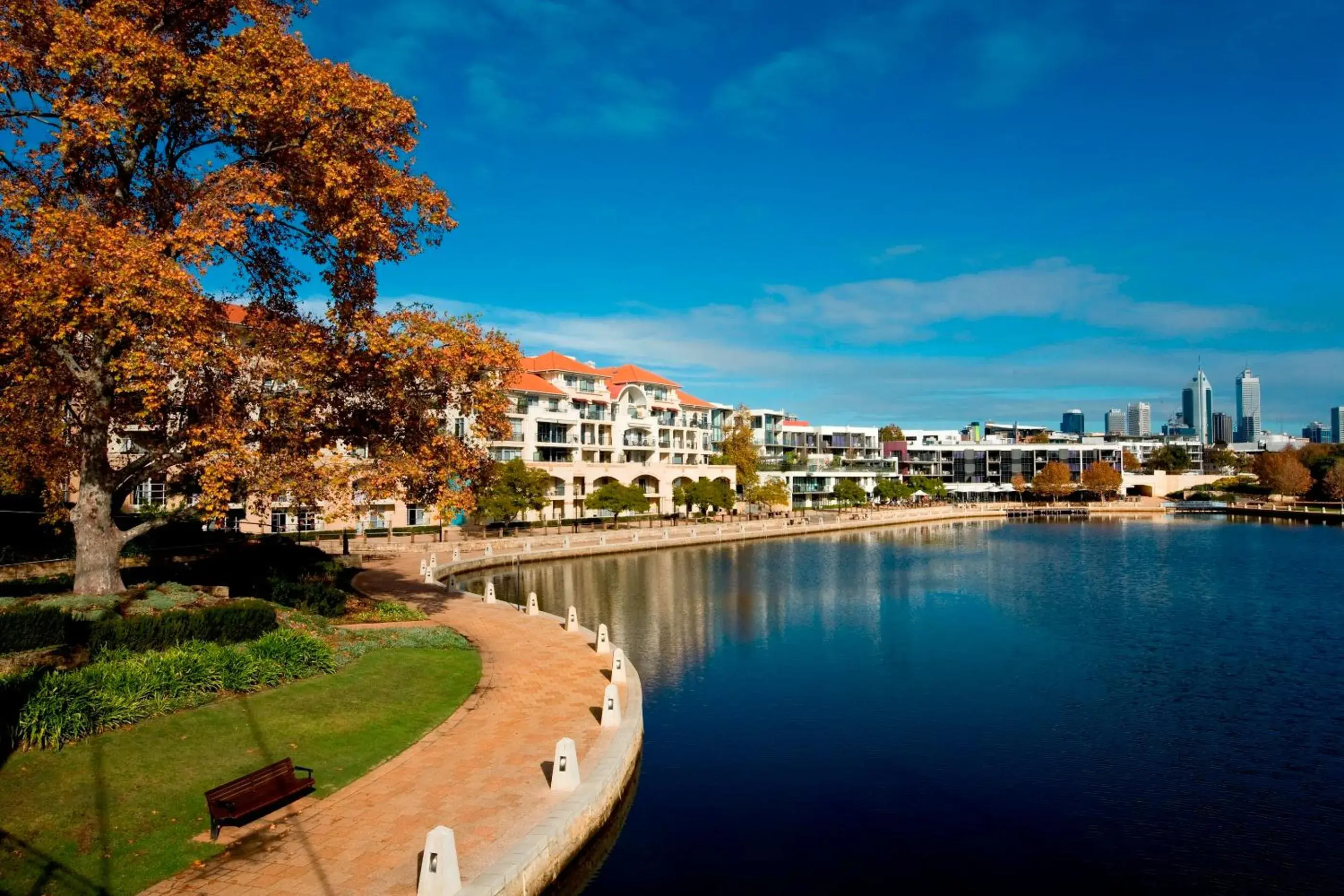 Restaurant/places to eat in East Perth Suites Hotel Restaurant/places to eat in East Perth Suites Hotel