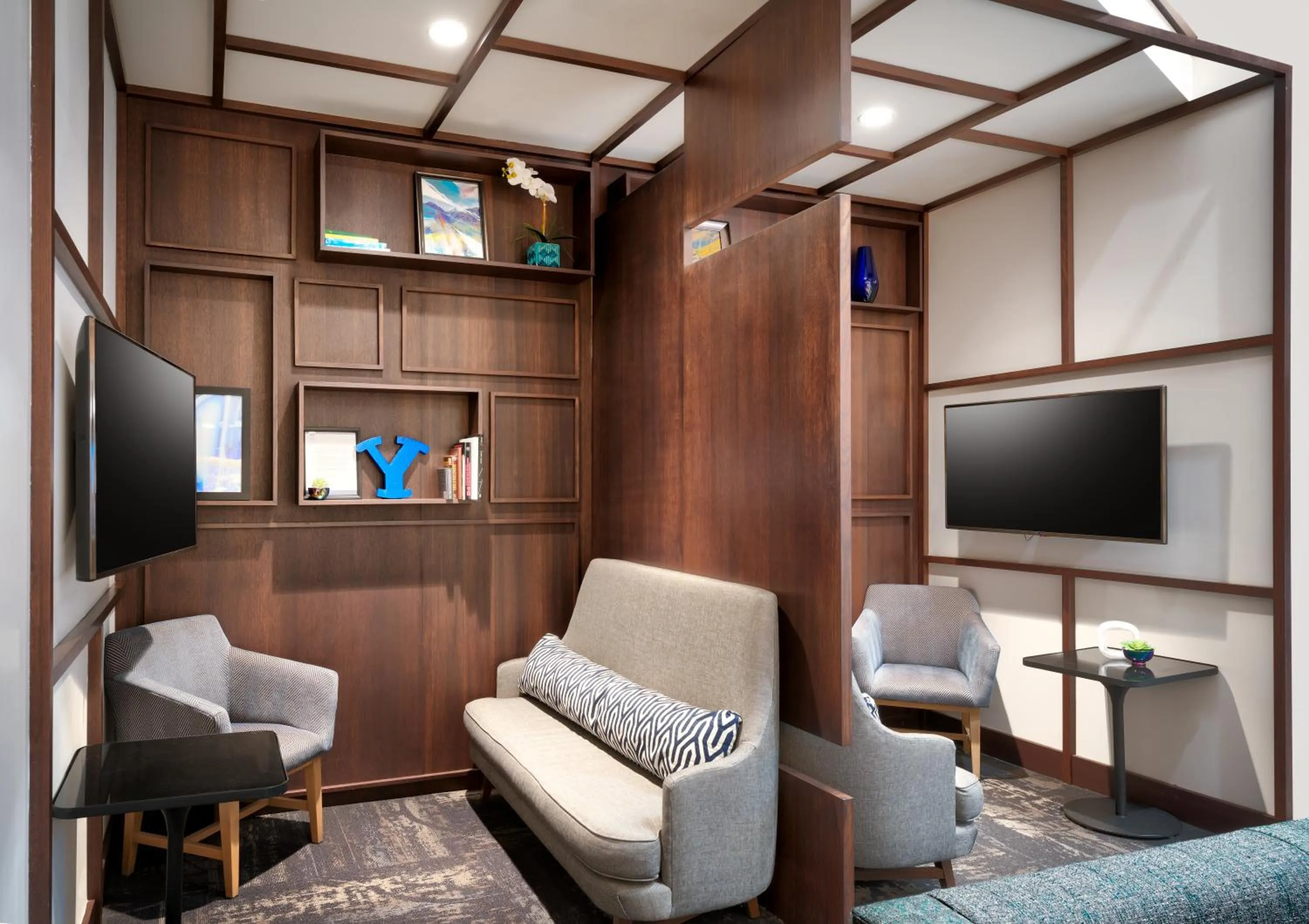 Seating area in Hyatt Place Provo